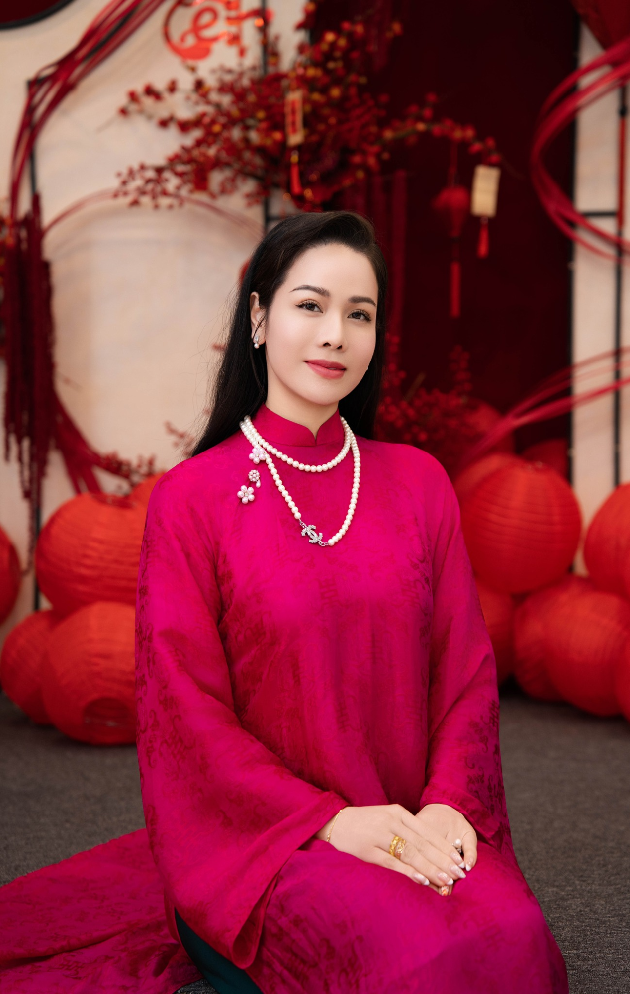 Ca sĩ Việt giàu bậc nhất showbiz: Sống trong cơ ngơi 20 tỷ, “nắm trùm” loạt công ty riêng nhưng ra nhạc bị chê thảm họa- Ảnh 4.