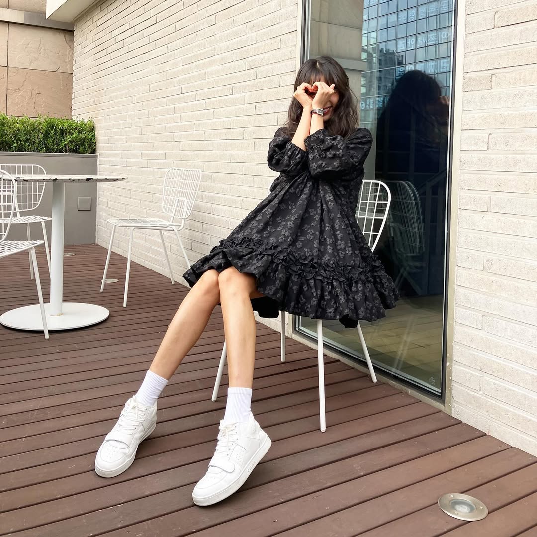 "Bạch nguyệt quang" có nụ cười đẹp nhất xứ Kim Chi: Nhan sắc và style U40 vẫn đủ sức chấp mọi thế hệ - Ảnh 10.
