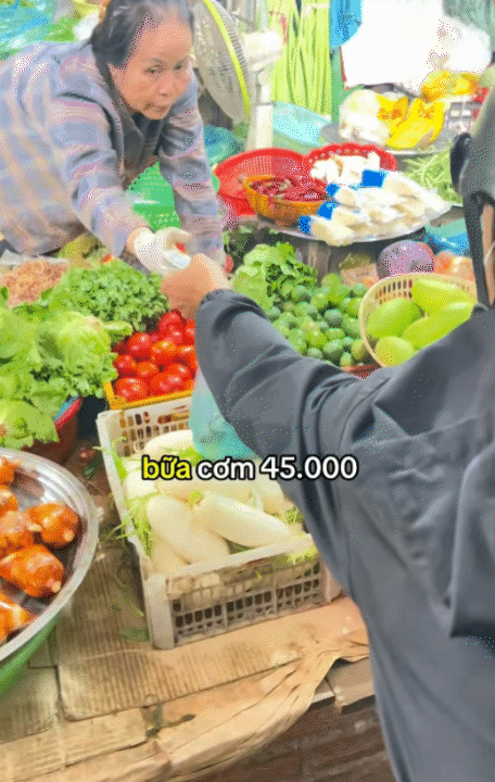 Thu nhập 13 triệu đồng/tháng và bữa cơm 50 ngàn: Cách mẹ bỉm ở Lâm Đồng vun vén cho giấc mơ xây nhà 1,5 tỷ- Ảnh 15.