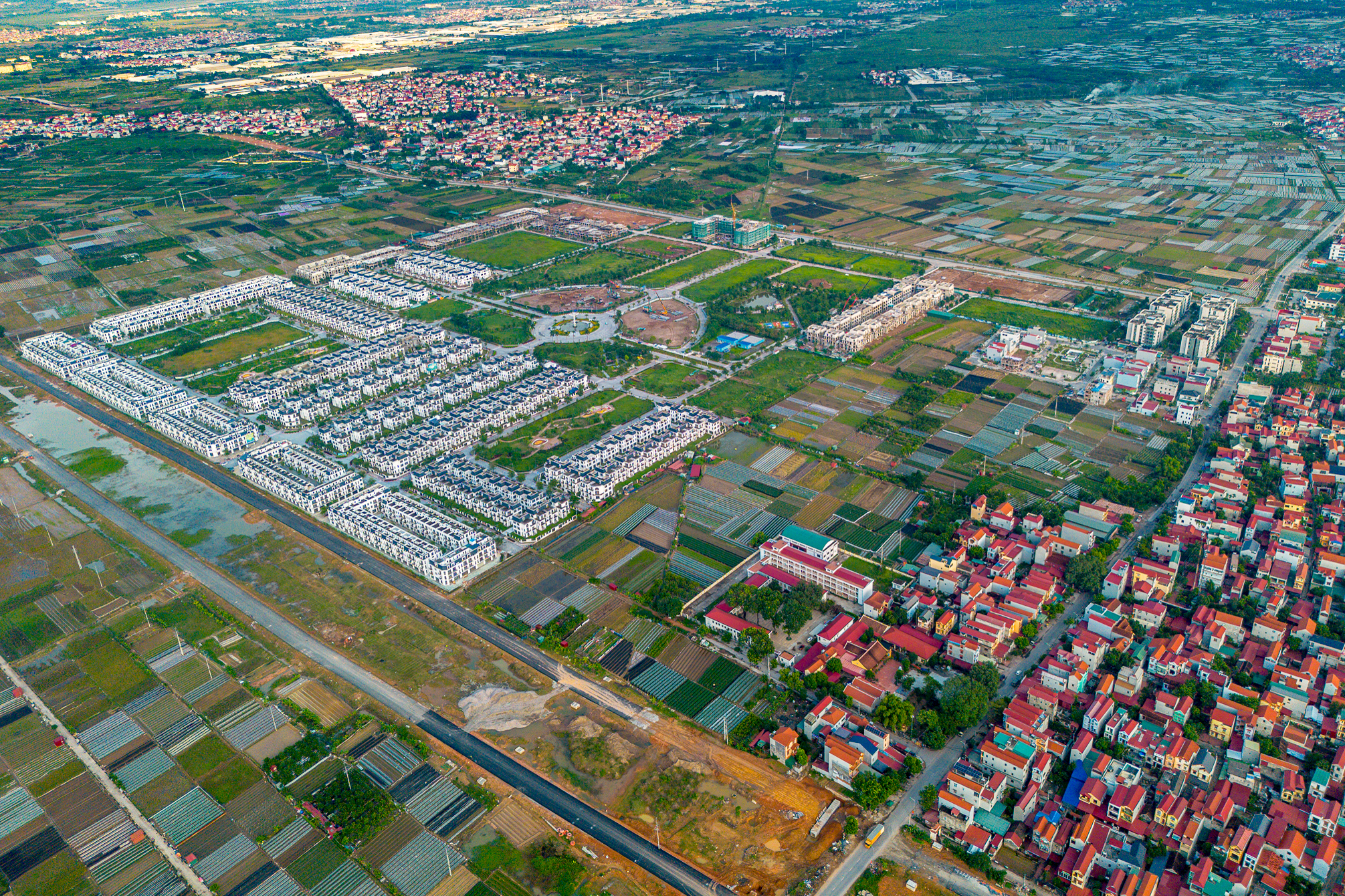Ngắm cầu gần 10.000 tỷ xây nhanh bậc nhất Hà Nội, dự kiến hoàn thành trong chưa đầy 2 năm, kết nối đại đô thị của Vinhomes và Sun Group- Ảnh 8.
