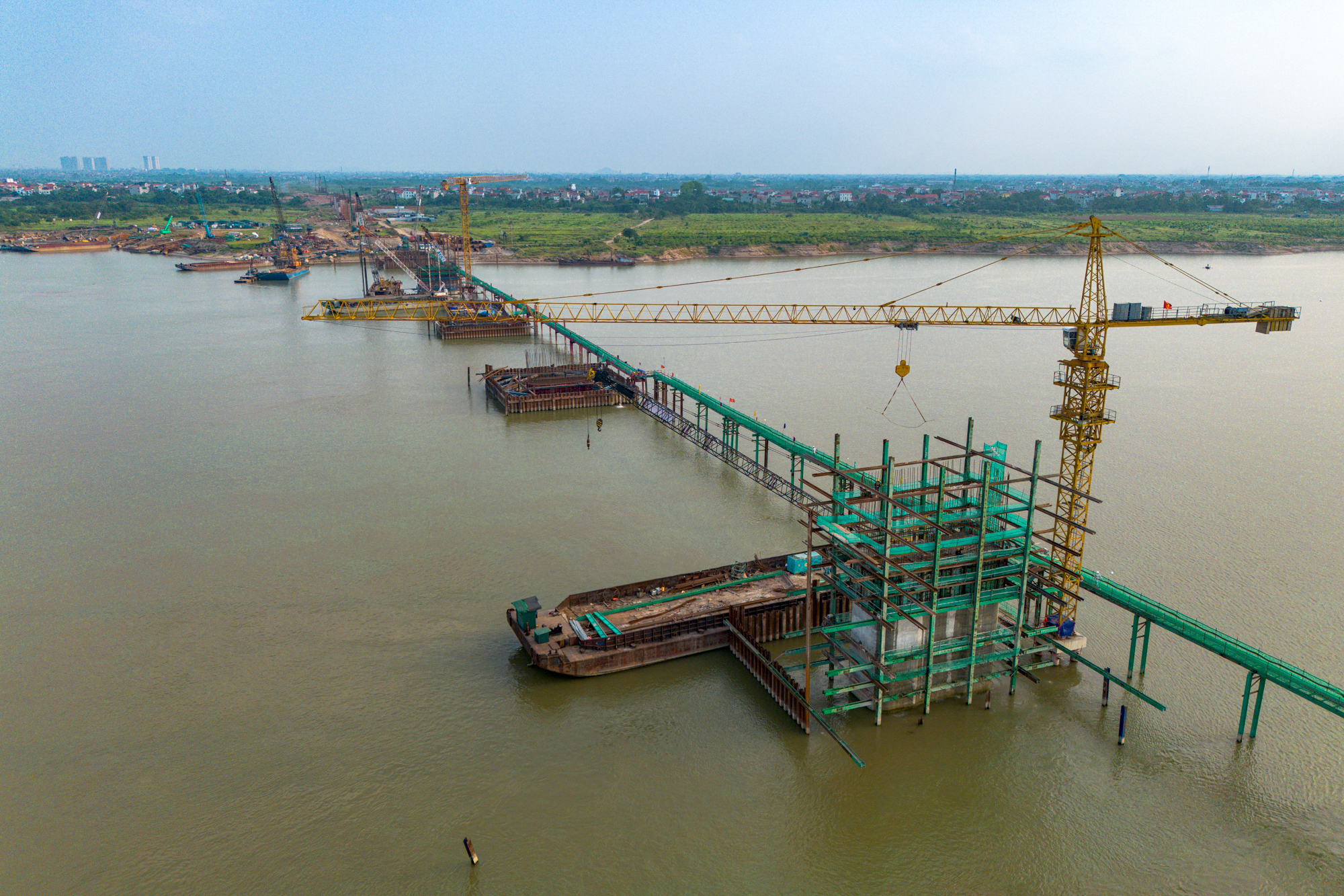 Ngắm cầu gần 10.000 tỷ xây nhanh bậc nhất Hà Nội, dự kiến hoàn thành trong chưa đầy 2 năm, kết nối đại đô thị của Vinhomes và Sun Group- Ảnh 9.