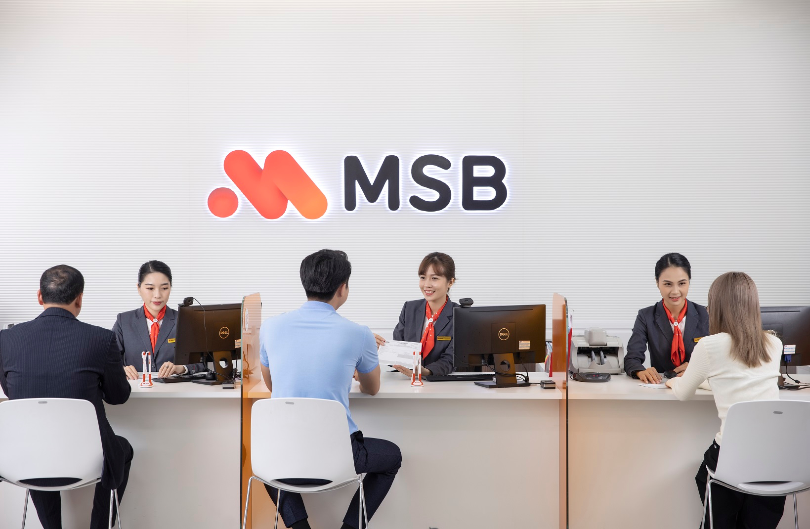 Thông báo quan trọng đến người dùng Vietcombank, Agribank, VietinBank,...- Ảnh 3.