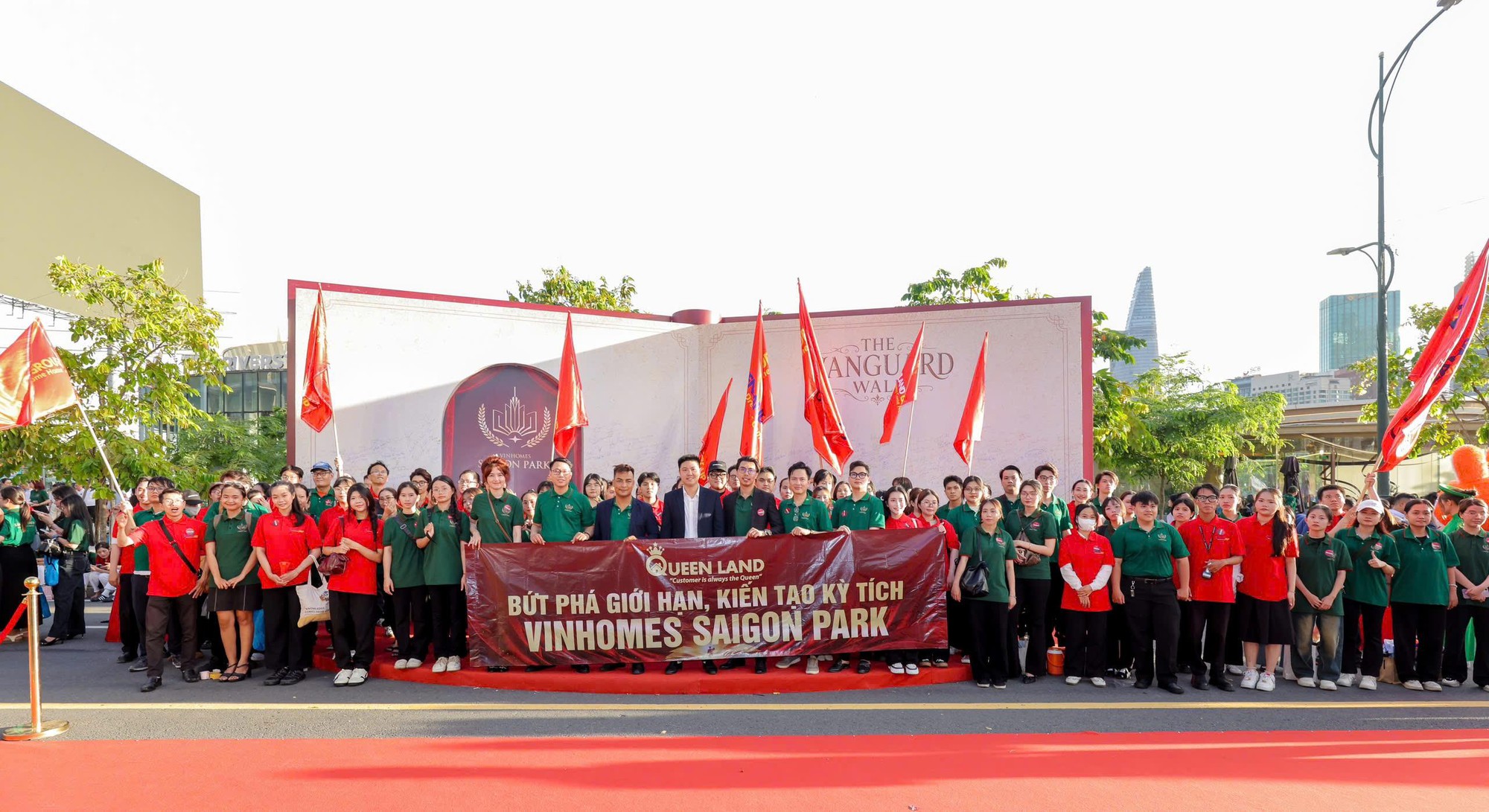QueenLand Group trở thành đối tác kiến tạo phân phối chiến lược dự án Vinhomes SaiGon Park - Ảnh 2.