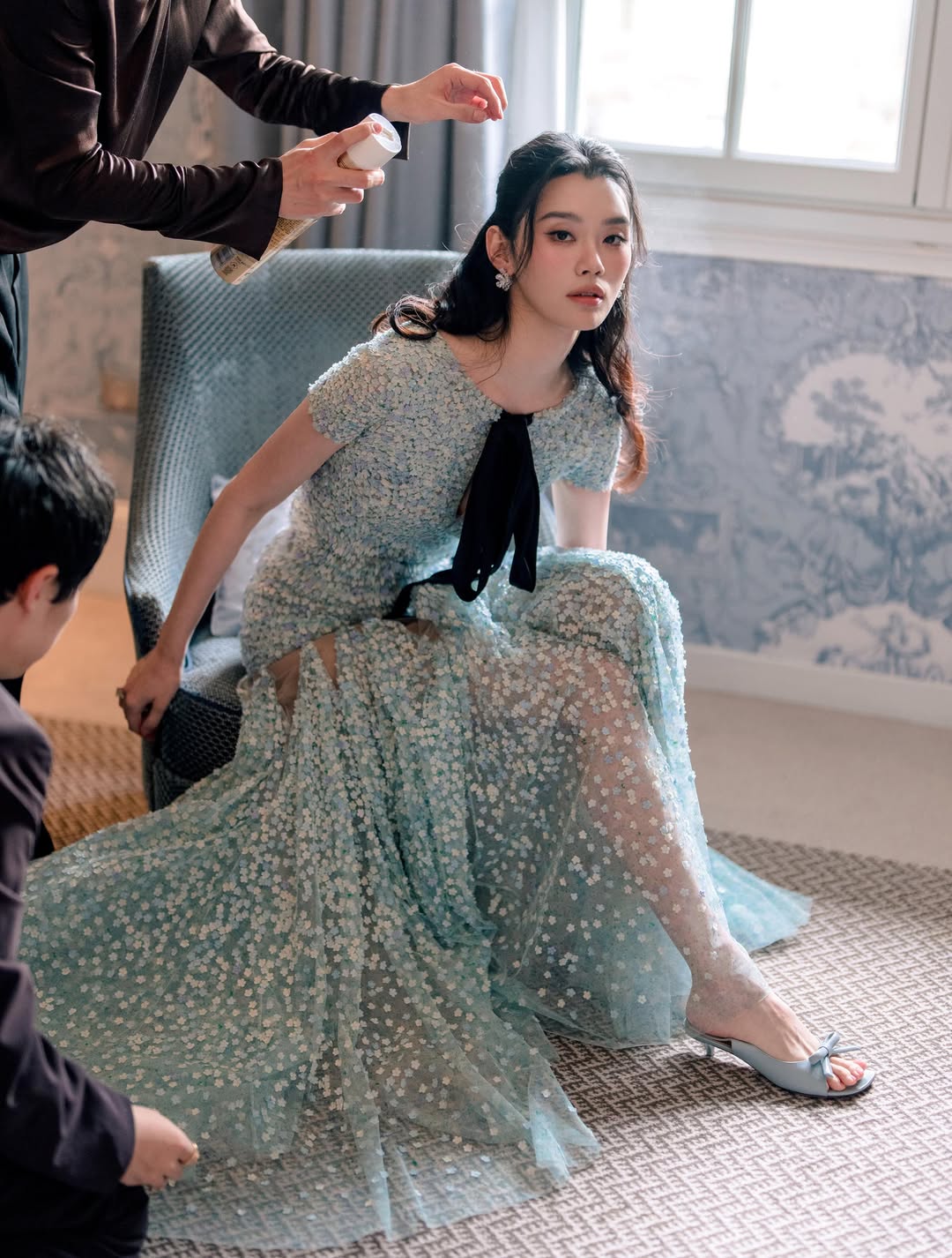 Mỹ nhân showbiz cưới "hồng hài nhi" siêu giàu: Sinh đủ "nếp tẻ" cho gia tộc, gần 40 tuổi vẫn đẹp đỉnh tựa nữ thần- Ảnh 2.
