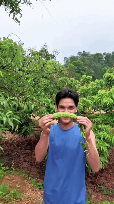 Nam nghệ sĩ Việt xây nhà sàn ốp 8.000 thanh gỗ để báo hiếu bố mẹ: Cả cơ ngơi chất chứa tấm lòng người con- Ảnh 7.