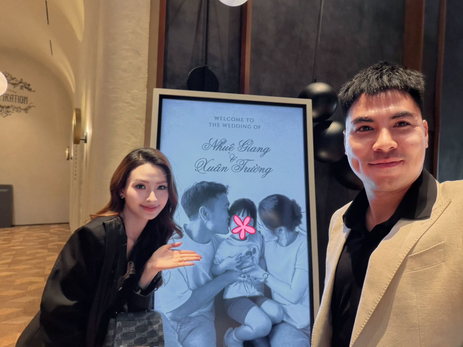 Lễ cưới Xuân Trường và Nhuệ Giang sau 5 năm đám hỏi: Cô dâu khóc nức nở, con gái được giao trọng trách đặc biệt- Ảnh 2.