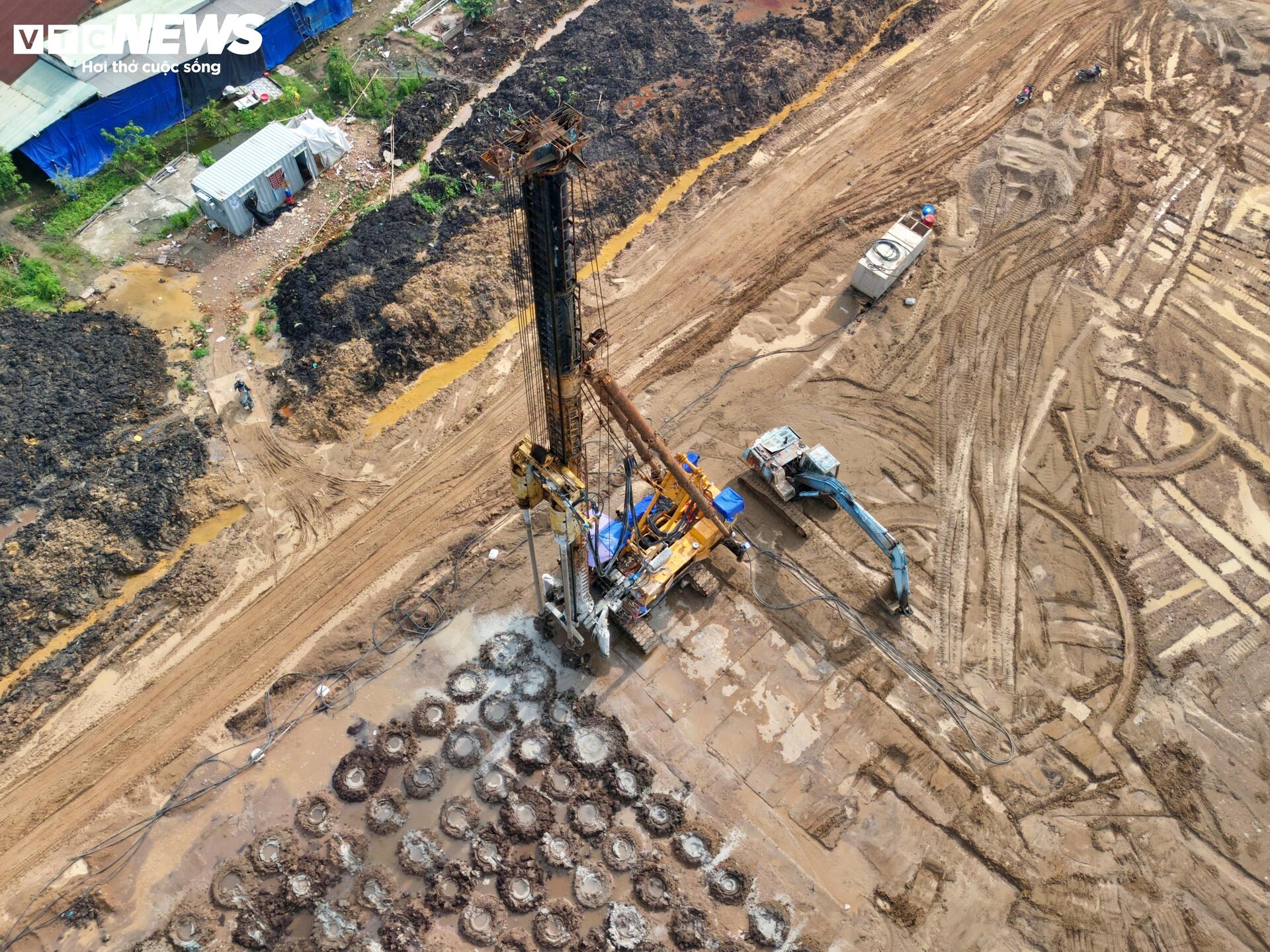 Tấp nập thi công đường huyết mạch kết nối sân bay Long Thành- Ảnh 6.