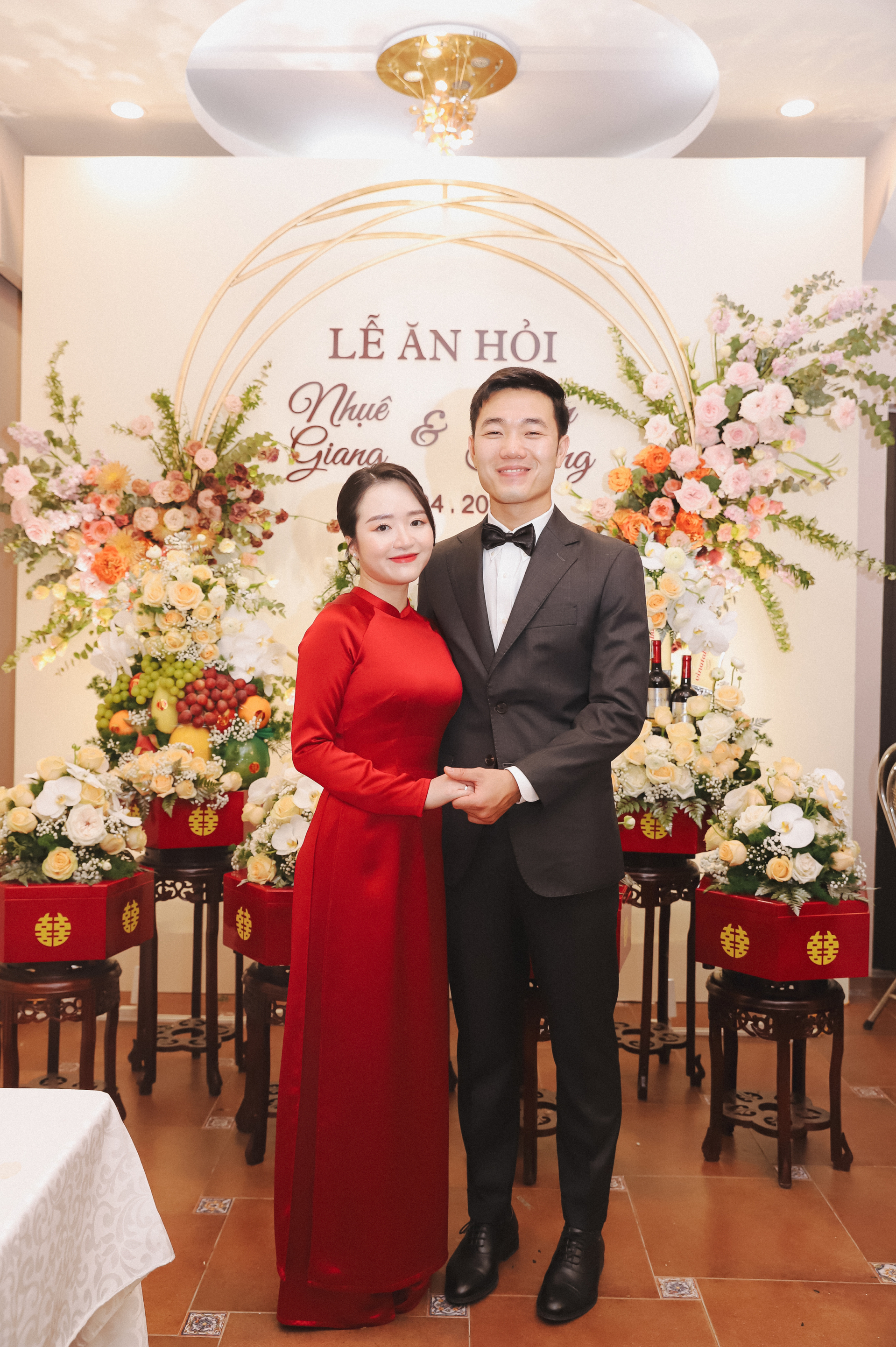 Lễ cưới Xuân Trường và Nhuệ Giang sau 5 năm đám hỏi: Cô dâu khóc nức nở, con gái được giao trọng trách đặc biệt- Ảnh 6.