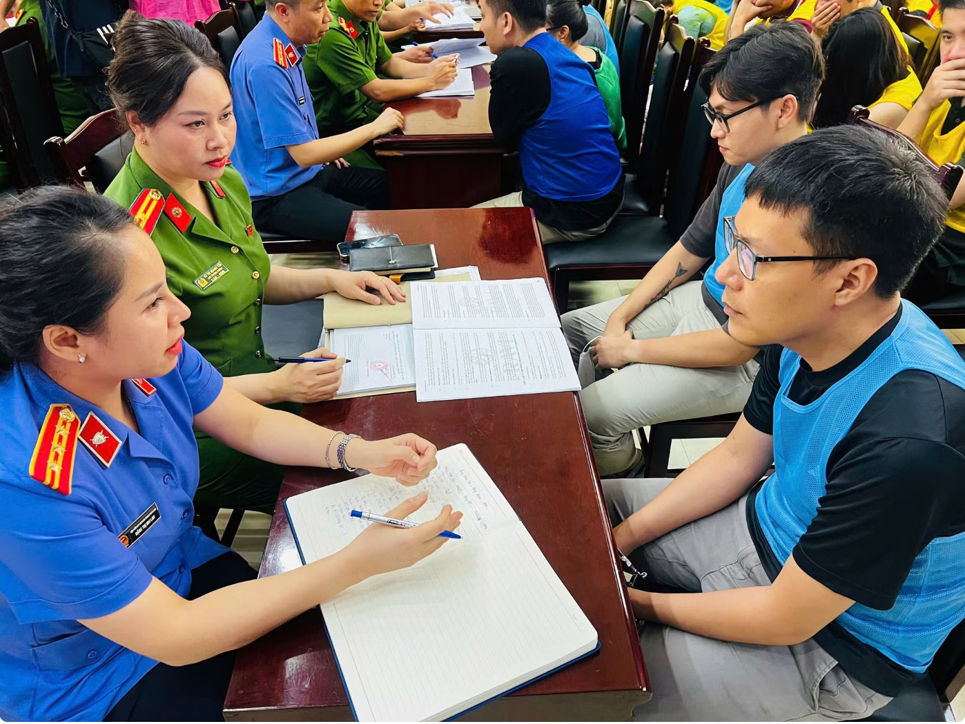 Hé lộ "ông trùm" đứng sau hệ sinh thái du lịch Ravi - Ảnh 2.