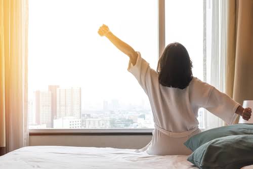 Phụ nữ trẻ lâu thường làm 6 việc chống lão hóa tự nhiên, giúp họ trông trẻ hơn khi về già- Ảnh 3.