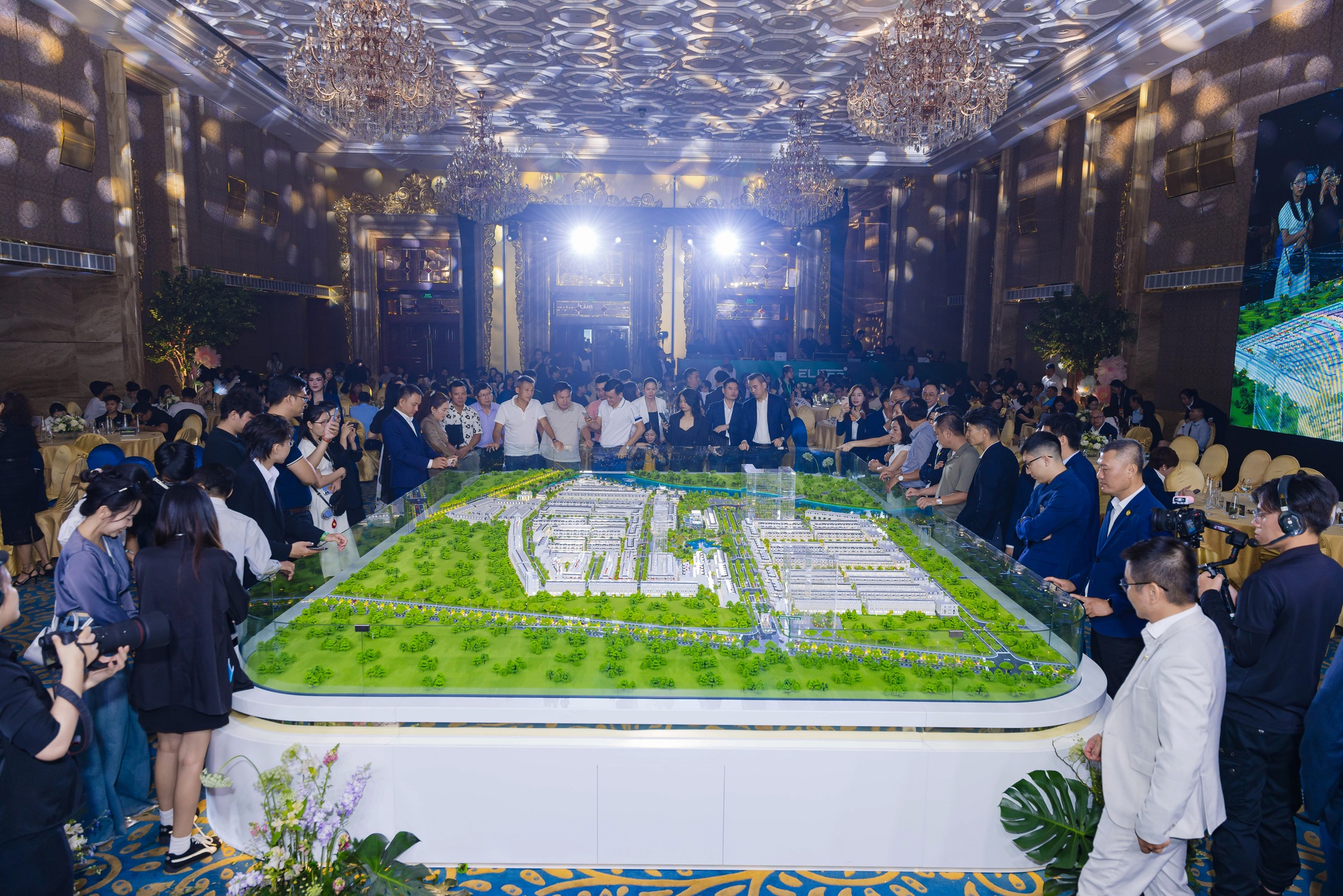 The Royal mở rộng hành trình kết nối nhà đầu tư phía Bắc - Ảnh 1.