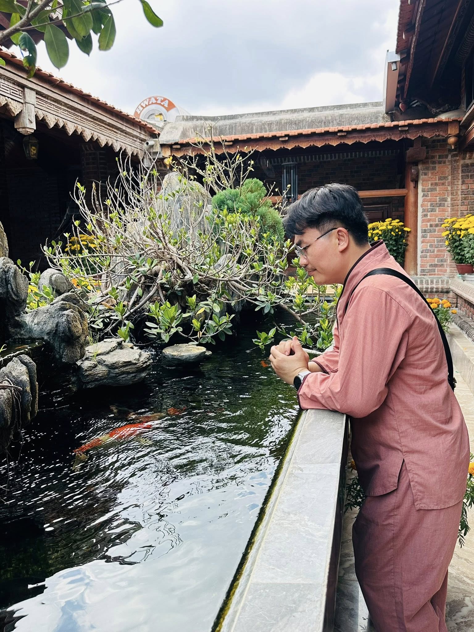 Nam MC giàu nhất nhì Việt Nam: Là con nhà Phật, U50 không vợ con, gặp chùa như về nhà  - Ảnh 9.