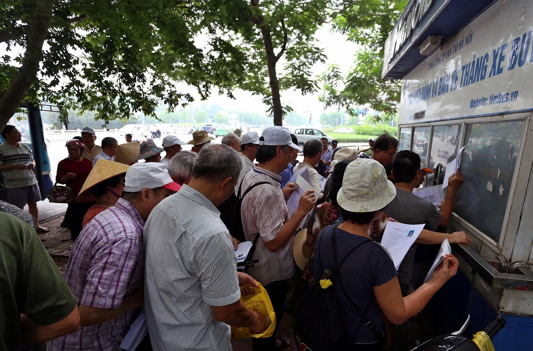 Nam MC giàu nhất nhì Việt Nam: Là con nhà Phật, U50 không vợ con, sống trong biệt thự như cung điện - Ảnh 12.