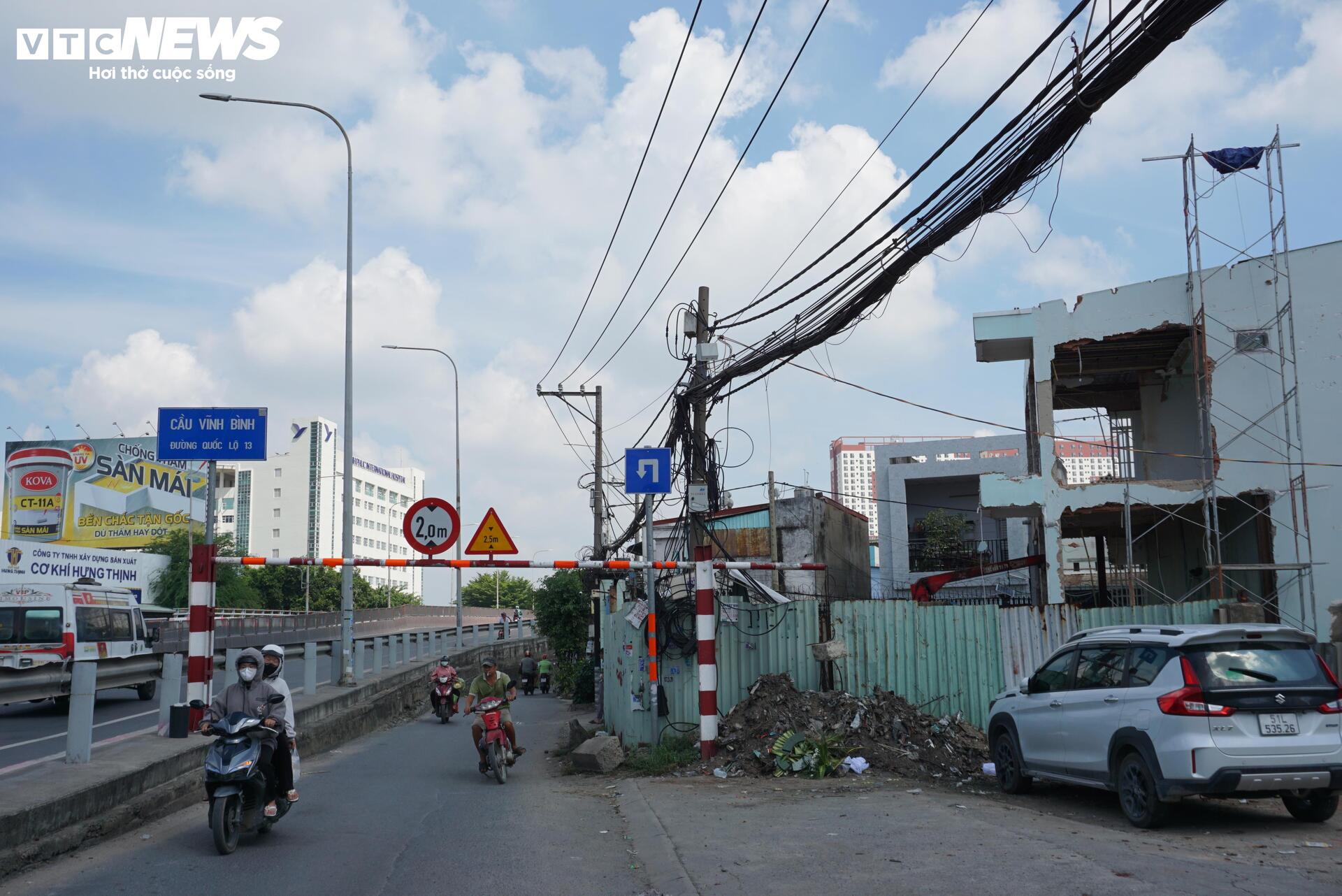 Chợ Bình Triệu và 200 hộ dân hoàn tất trả mặt bằng mở rộng Quốc lộ 13- Ảnh 22.