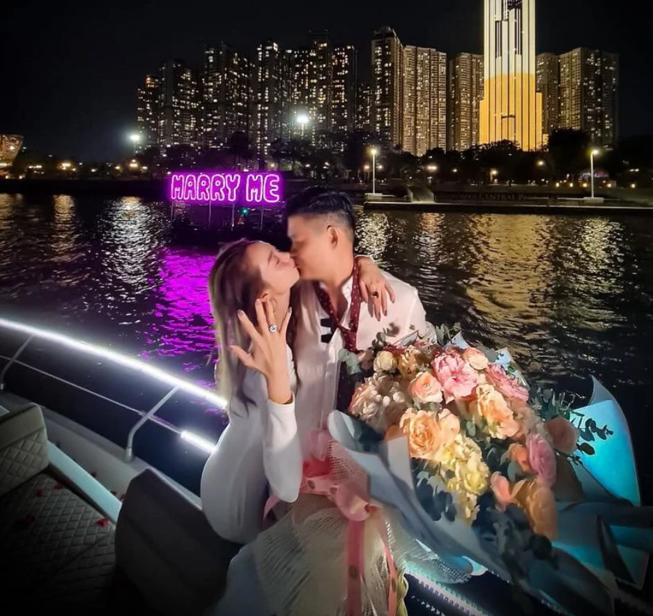 Nhan sắc nóng bỏng của nữ nghệ sĩ sinh con trai cho đại gia dệt may - Ảnh 5.