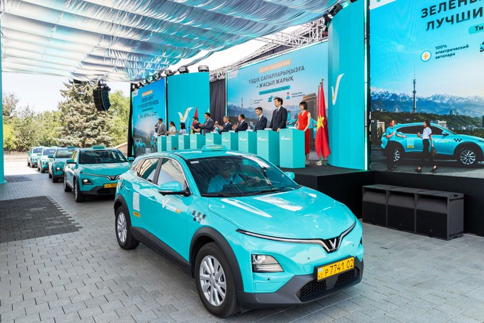 Green SM có mặt tại Kazakhstan- Ảnh 2. Green SM có mặt tại Kazakhstan- Ảnh 2.