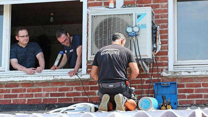 Vì sao nước Pháp giàu như vậy nhưng rất ít nhà có điều hòa?- Ảnh 1.
