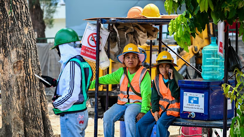 Thủ đô của Thái Lan chìm trong nắng nóng chạm ngưỡng 51,9°C- Ảnh 1.