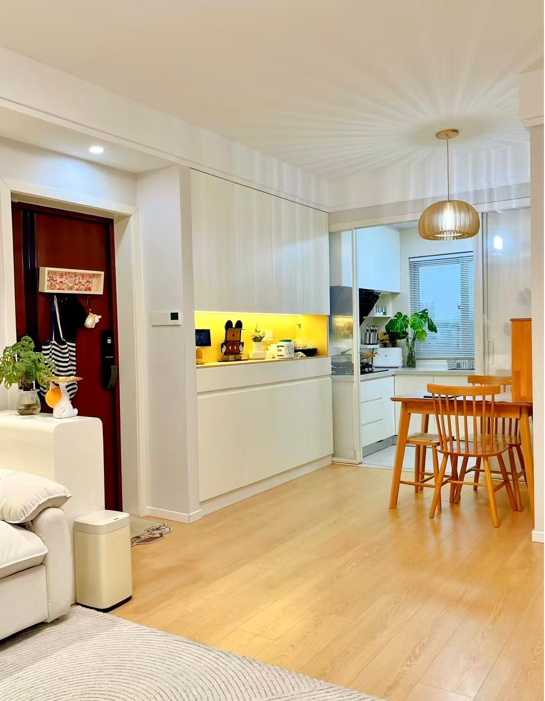 Từ chối trang trí “quá đà”, người phụ nữ chi chưa tới 260 triệu đồng cải tạo căn hộ 76m²: Thành quả khiến hàng xóm kéo nhau tới học hỏi- Ảnh 5.