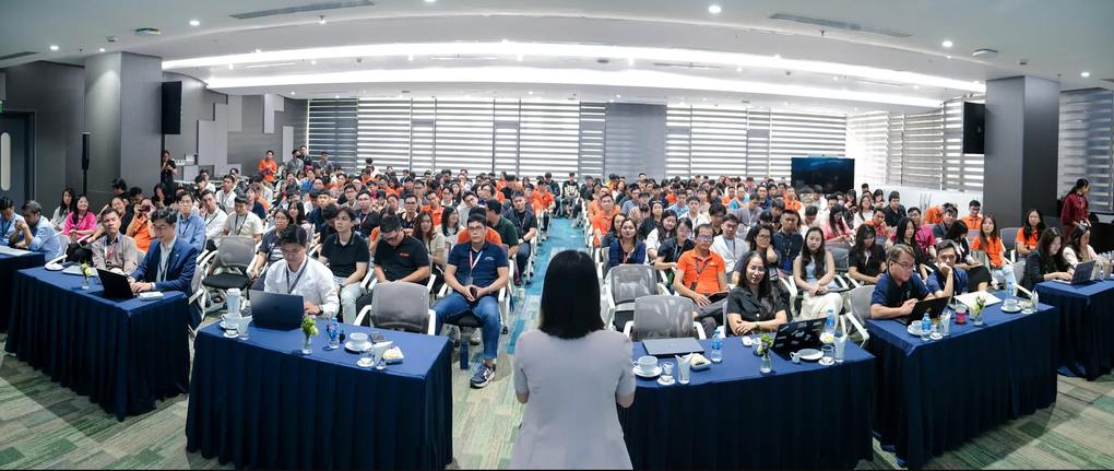 FPT thu về nửa tỷ USD từ gã khổng lồ chiếm hơn 70% thị phần mua bán ô tô Mỹ - Ảnh 1.