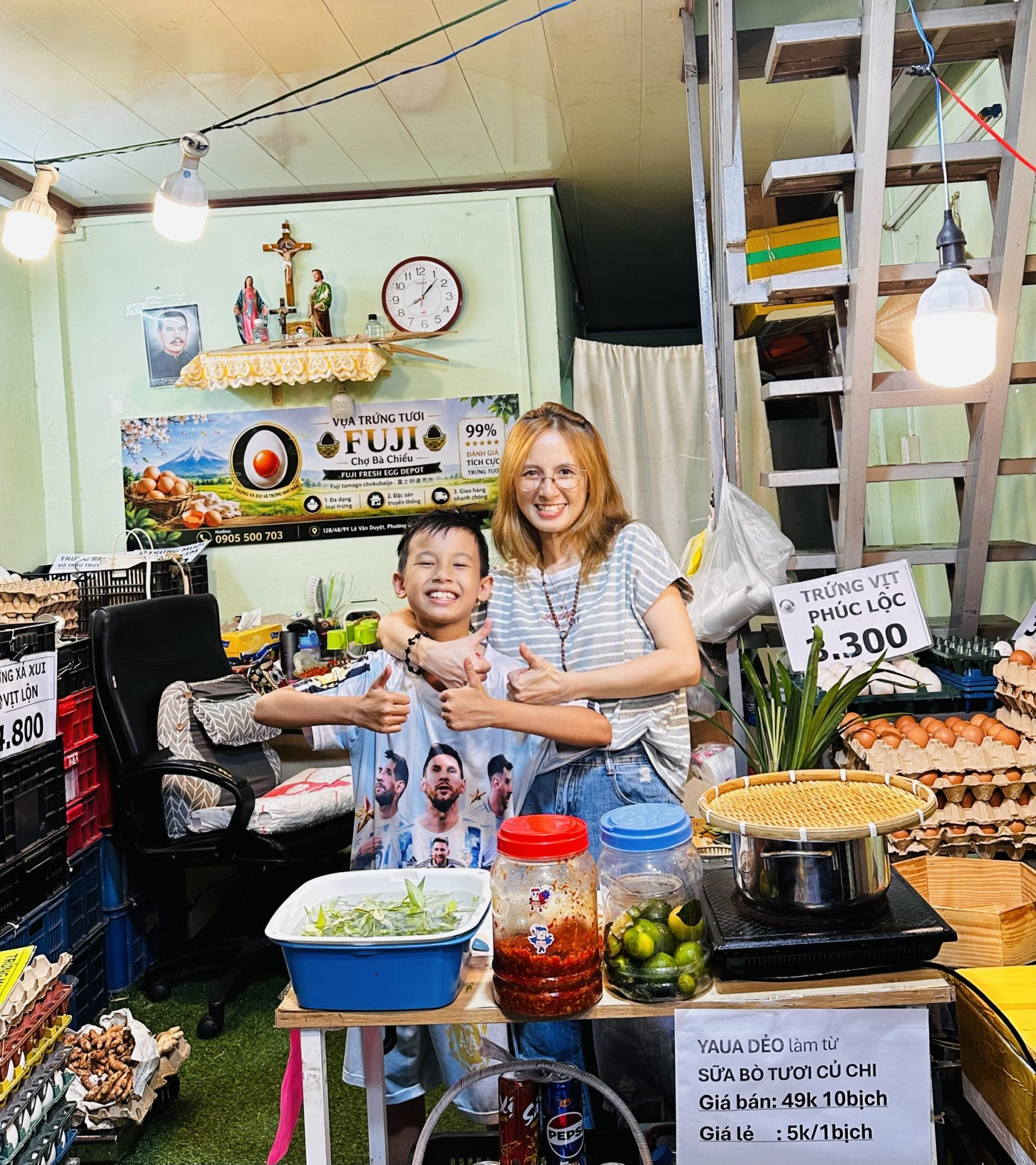 Đằng sau tiếng rao bằng thơ gây sốt mạng xã hội của cậu bé 9 tuổi bán trứng phụ mẹ- Ảnh 4.