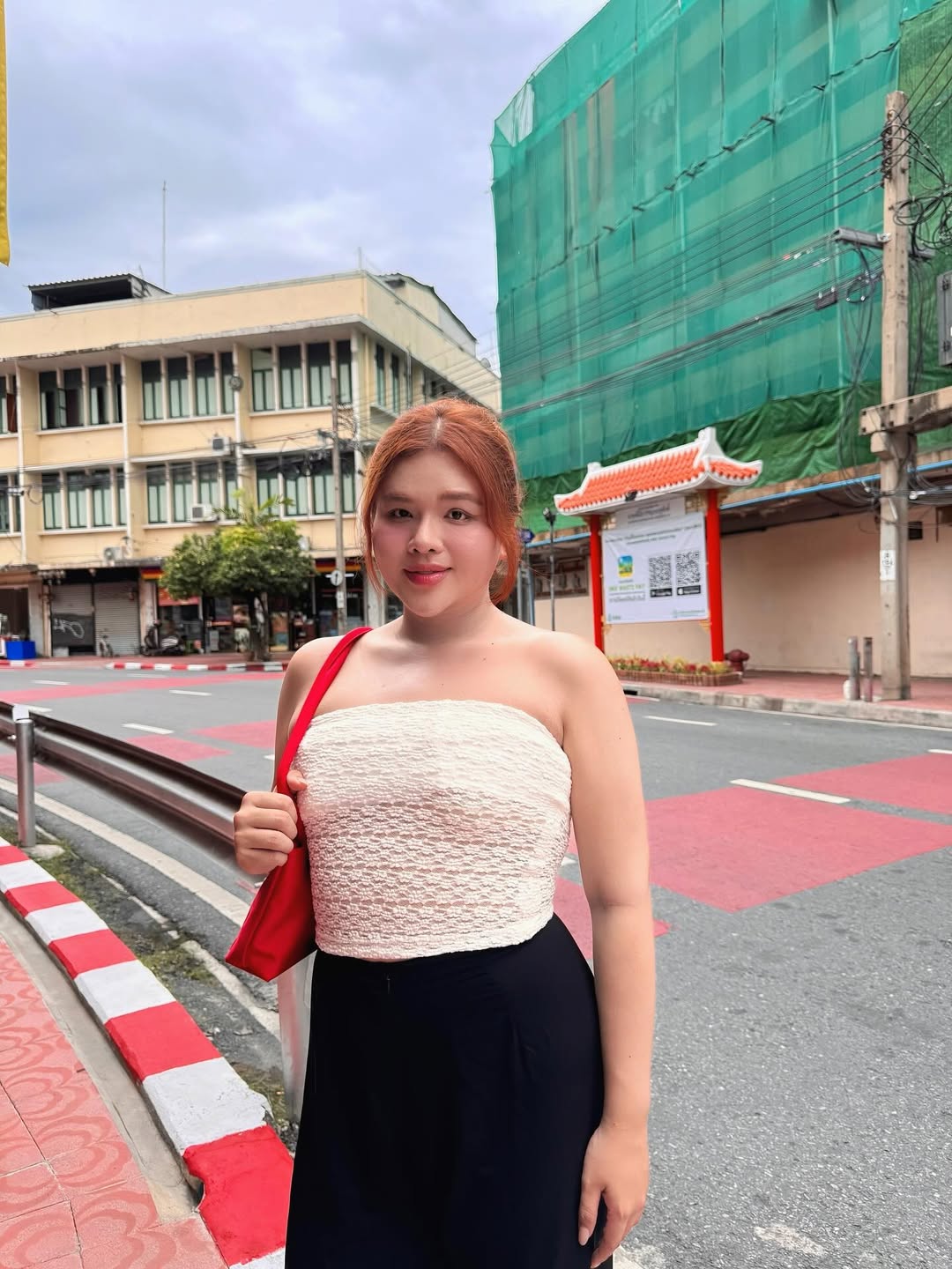 TikToker 7.5 IELTS gọi đồ ăn bằng tiếng Anh ở Hội An vì "chưa quen giọng bản địa": Gỡ clip và xin lỗi- Ảnh 5.
