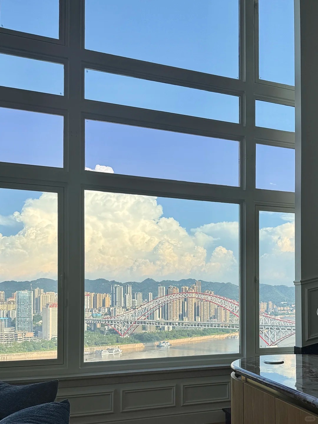 Căn duplex 320m2 "view triệu đô" của vợ chồng 30 tuổi không thích đi làm, chỉ ở mê ở nhà - Ảnh 4.