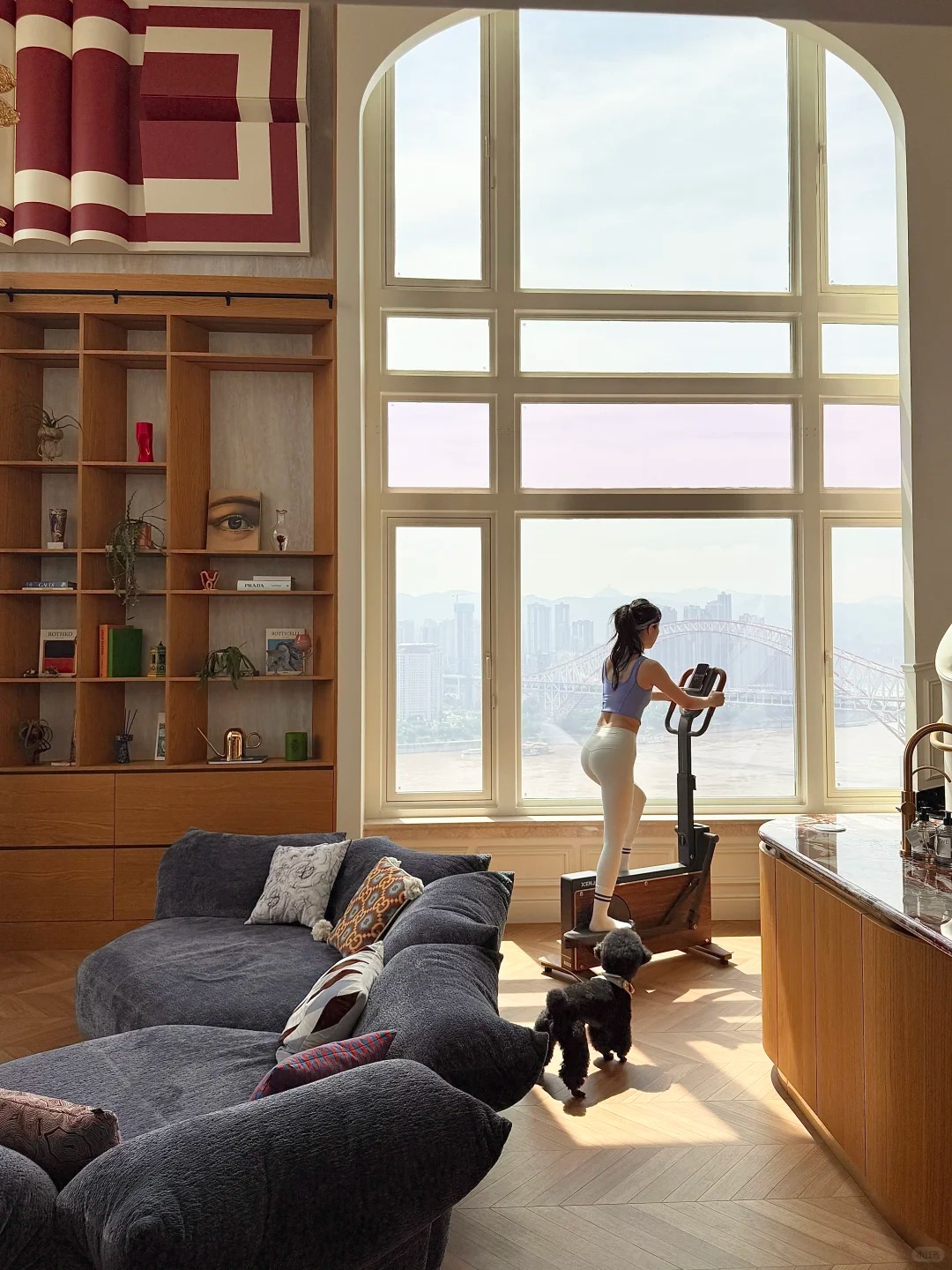 Căn duplex 320m2 "view triệu đô" của vợ chồng 30 tuổi không thích đi làm, chỉ ở mê ở nhà - Ảnh 3.