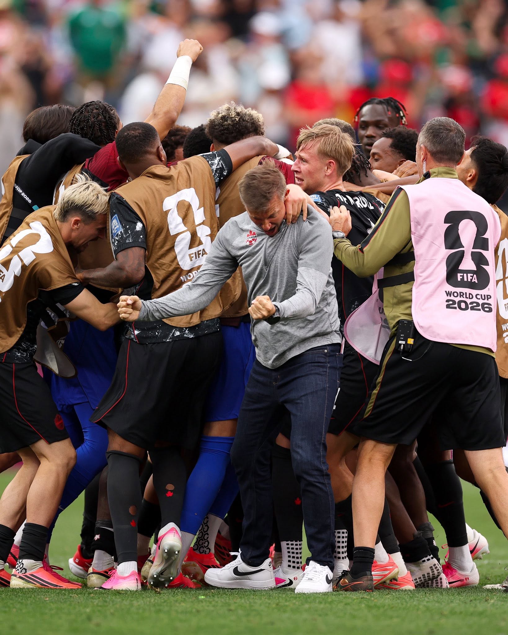 Thắng 1-0 Nam Phi, Canada trở thành đội đầu tiên vào vòng 1/8 World Cup, tạo điều chưa từng có trong lịch sử- Ảnh 3.