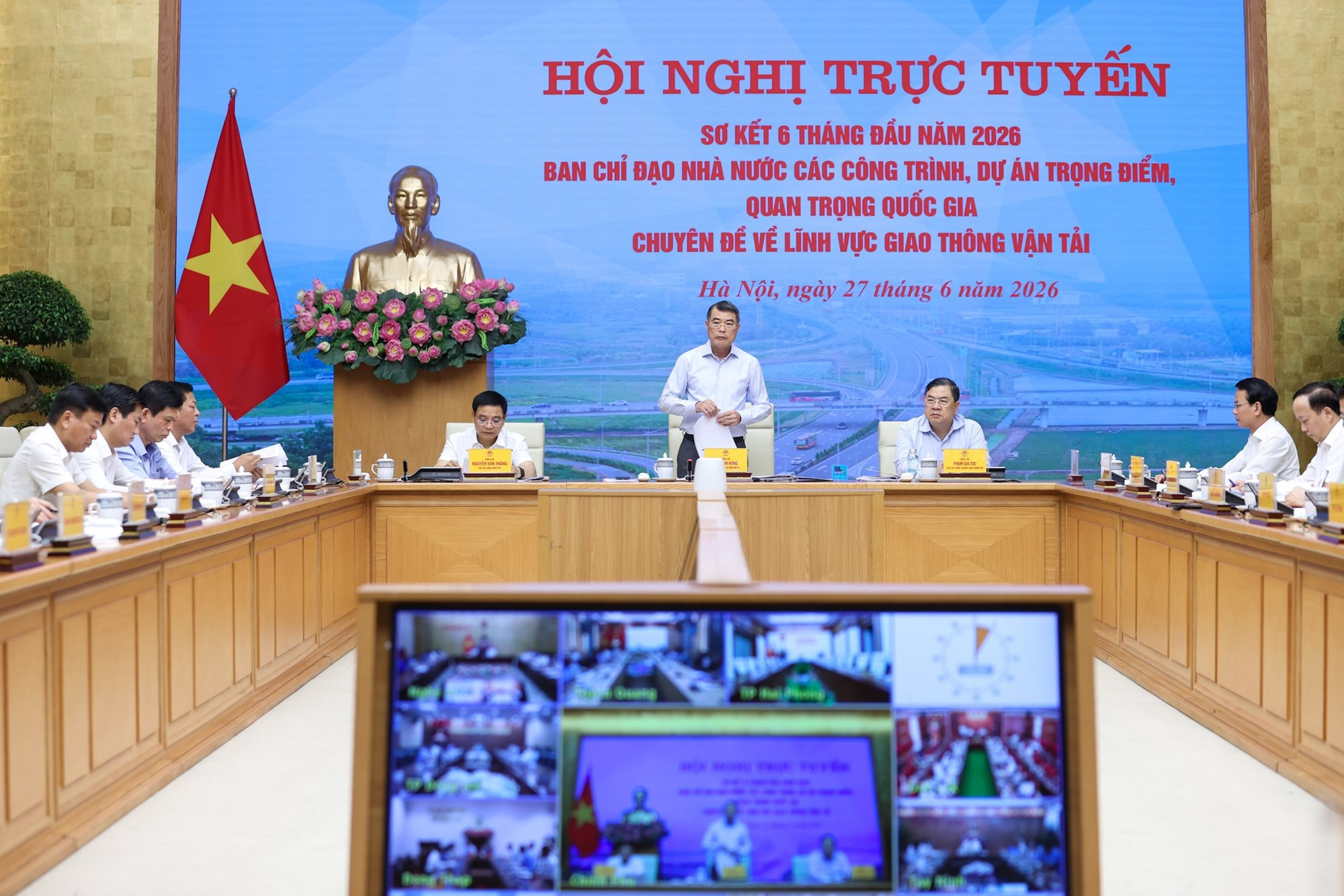 Chủ tịch Đèo Cả cam kết hoàn thành cao tốc 14.000 tỷ ngay đầu năm sau, mở rộng mặt đường thêm 5 m không tăng vốn- Ảnh 2.