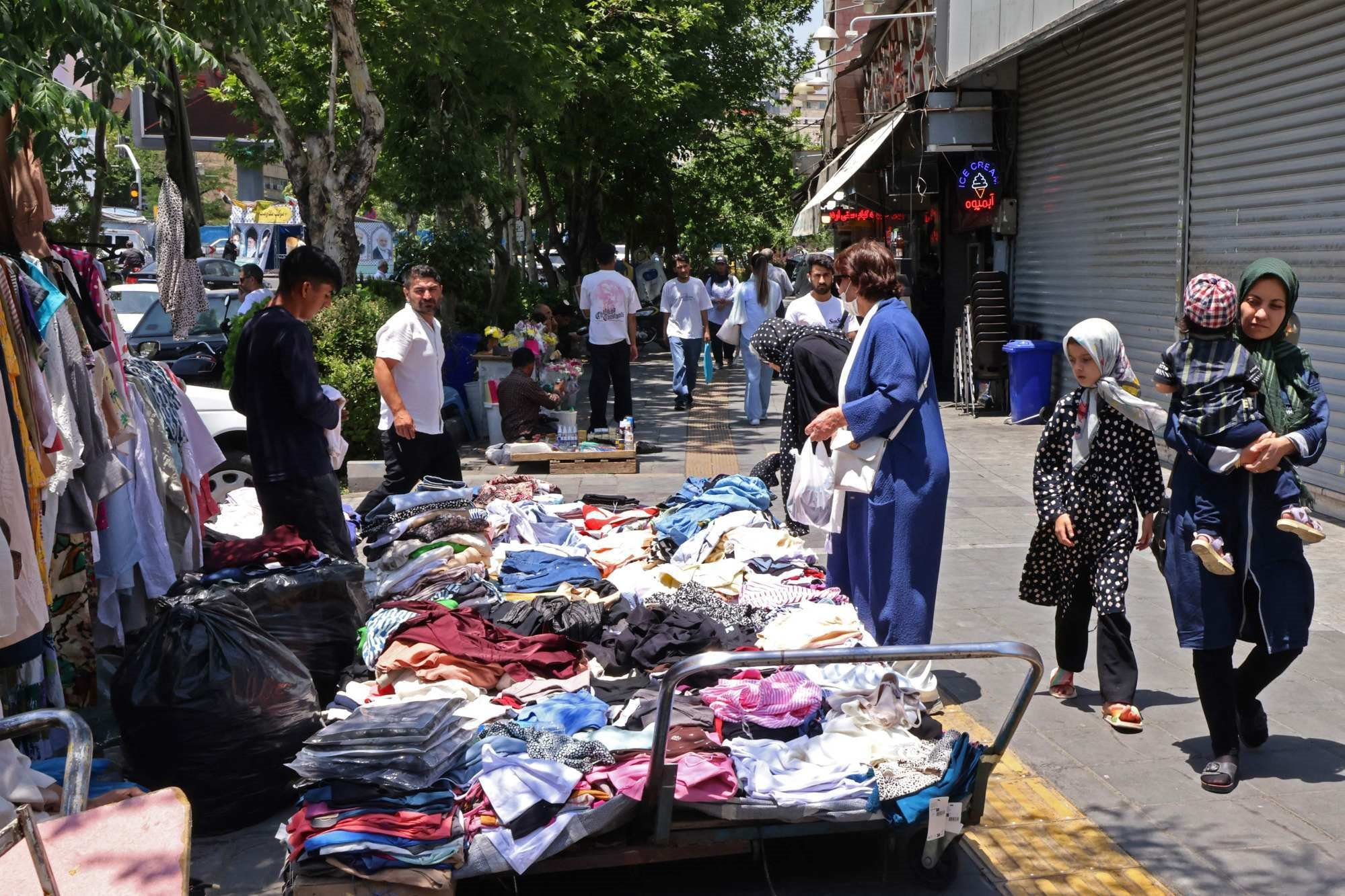 Kinh tế Iran ra sao sau 3 tháng chiến tranh với Mỹ và Israel?- Ảnh 1.