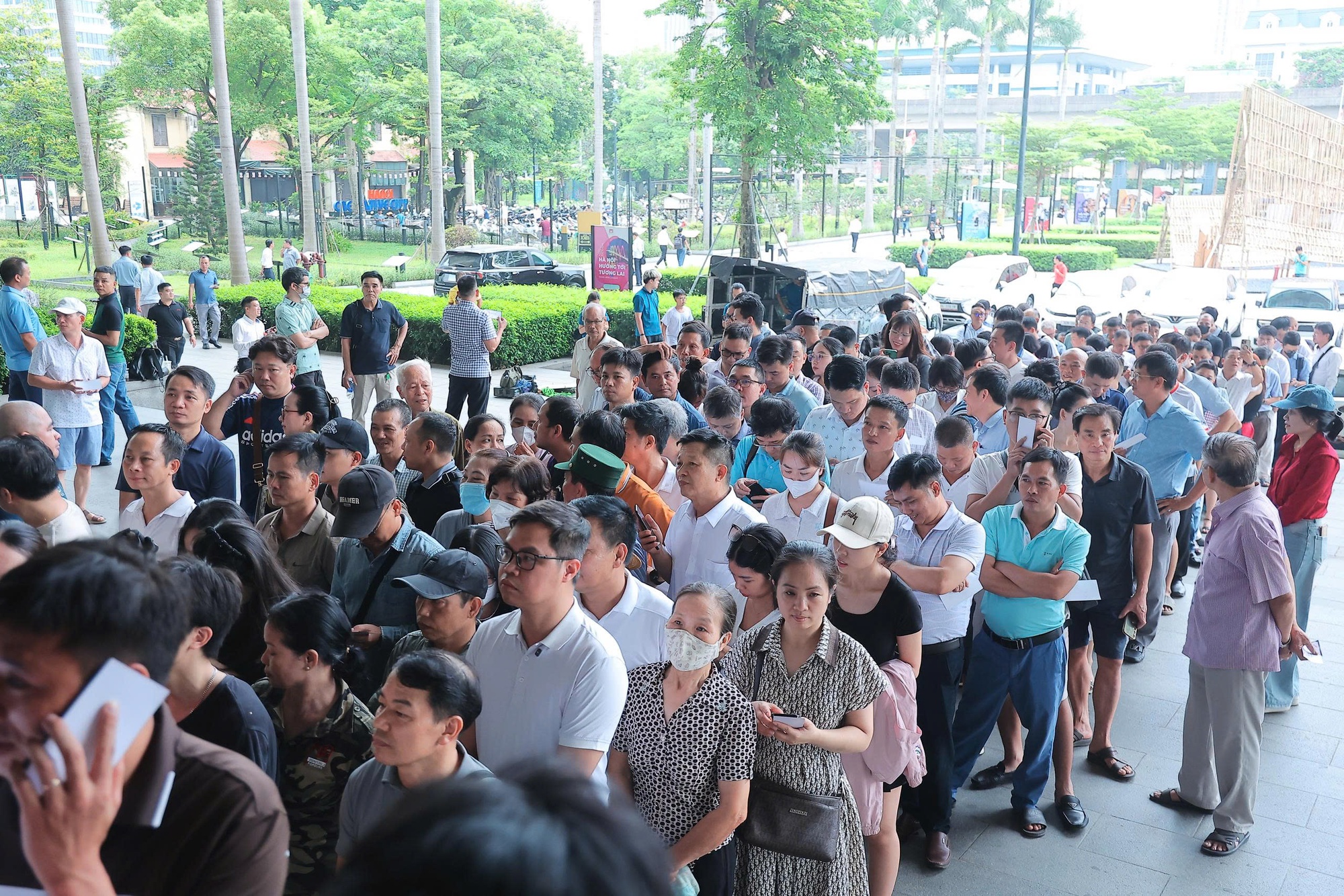 Cận cảnh từng 'ngóc ngách' tại triển lãm Quy hoạch thế kỷ của Hà Nội - Ảnh 2.