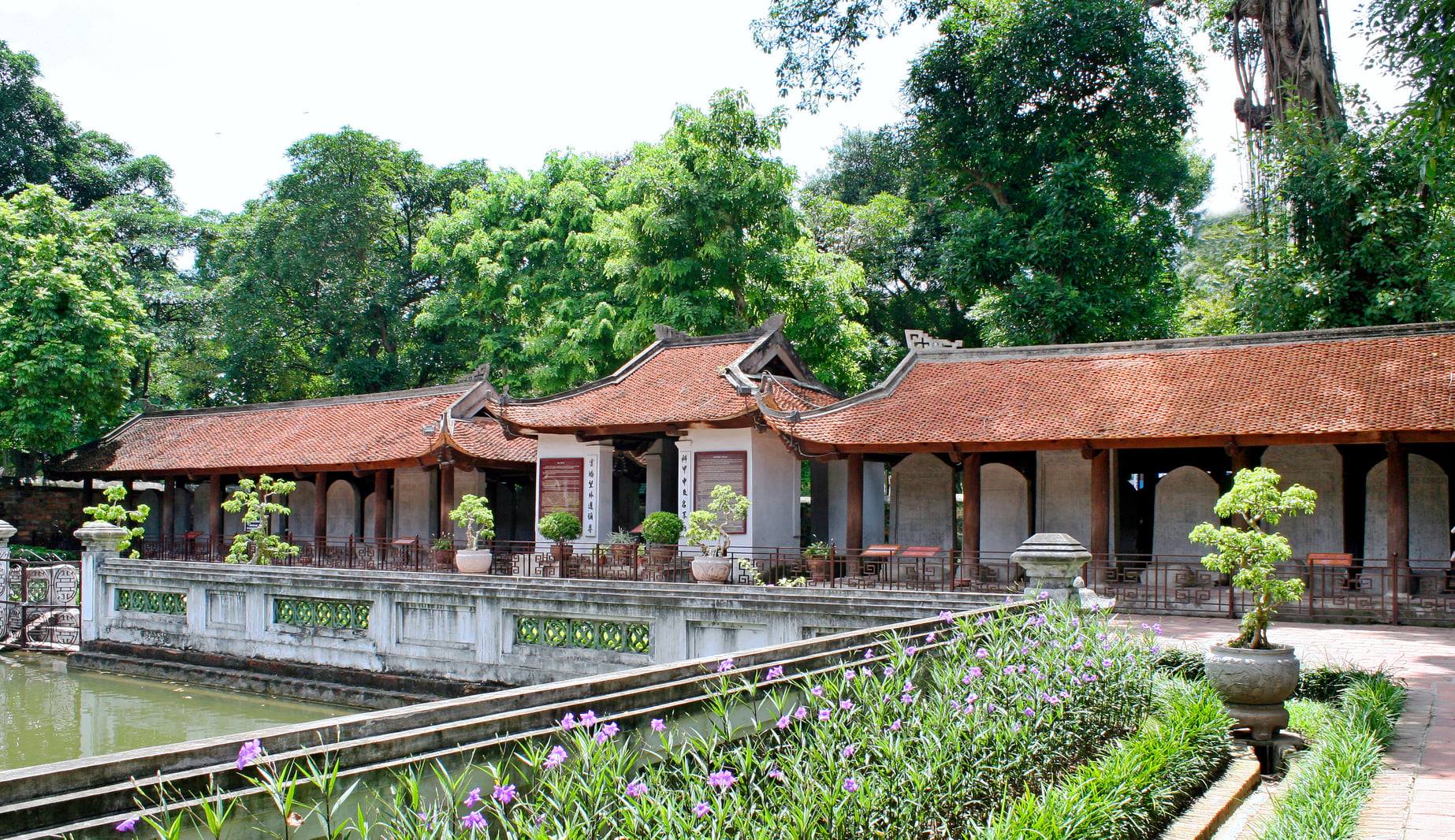 Di tích nổi tiếng ở Hà Nội tổ chức hoạt động riêng cho mùa thi, liên quan tới 1 loại quả - Ảnh 5.