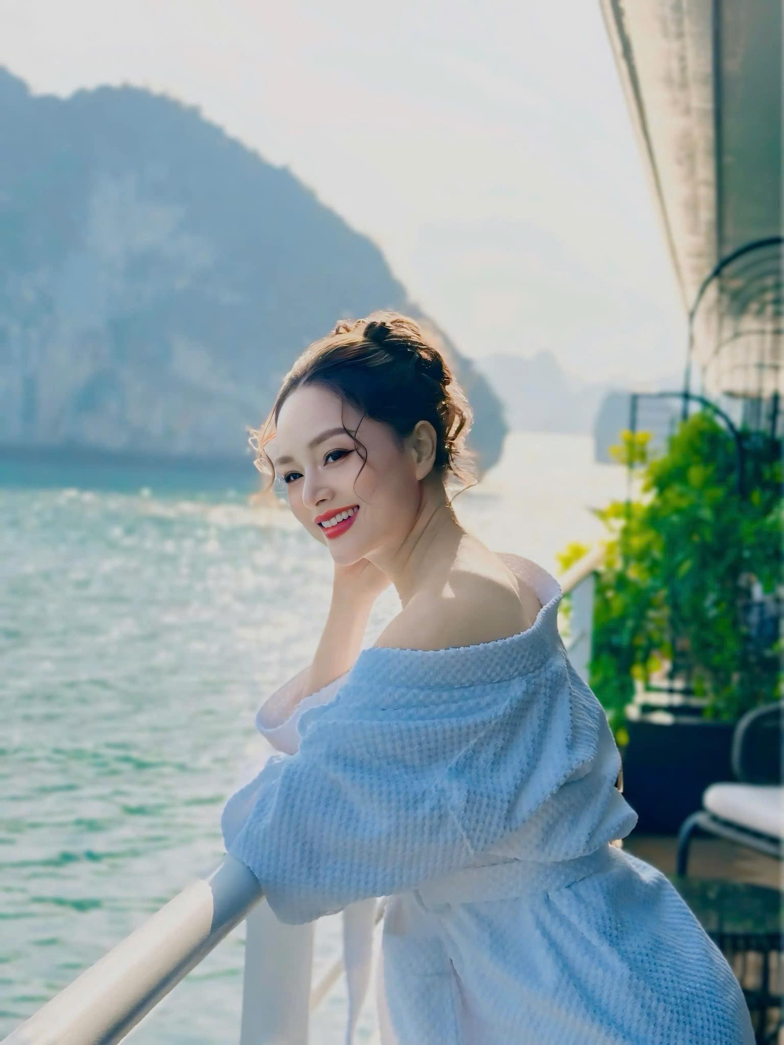 Mỹ nhân phim giờ vàng là mẹ đơn thân, một mình nuôi 2 con trong căn nhà 100m2 gần Hồ Tây - Ảnh 2.