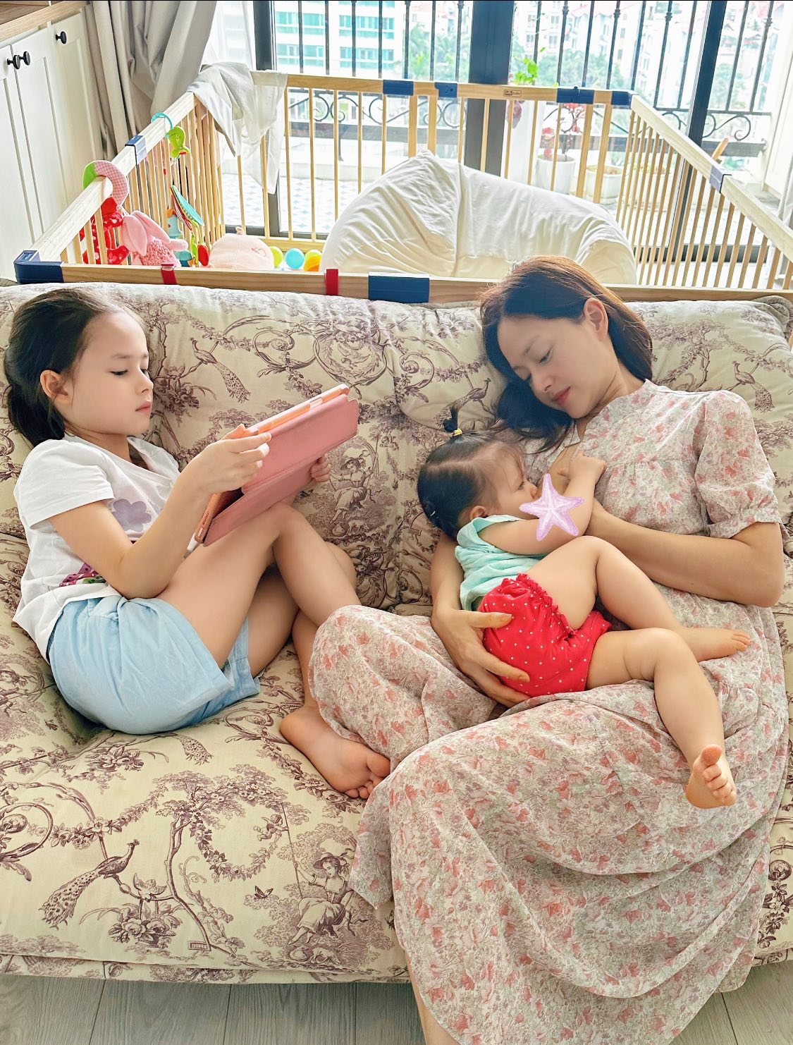 Mỹ nhân phim giờ vàng là mẹ đơn thân, một mình nuôi 2 con trong căn nhà 100m2 gần Hồ Tây - Ảnh 3.