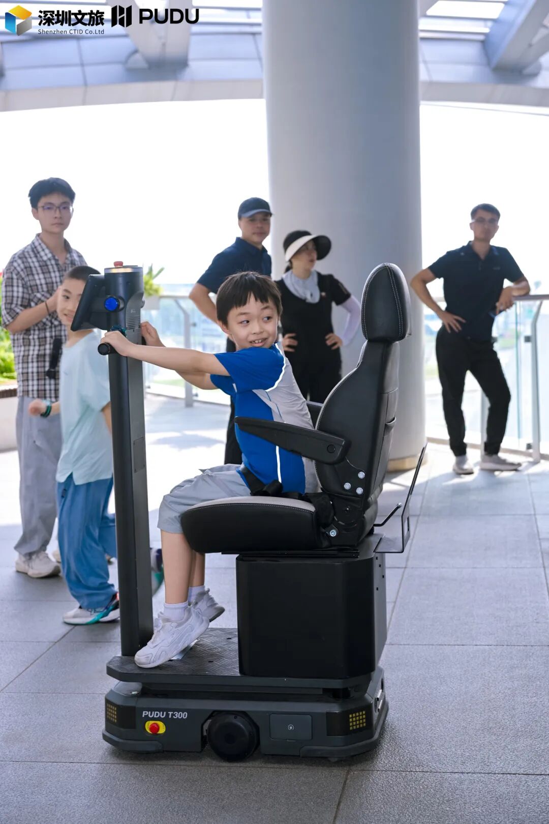 Phát hiện khách sạn đầu tiên trên thế giới không cần nhân viên, mọi dịch vụ đều do robot đảm nhiệm  - Ảnh 3.