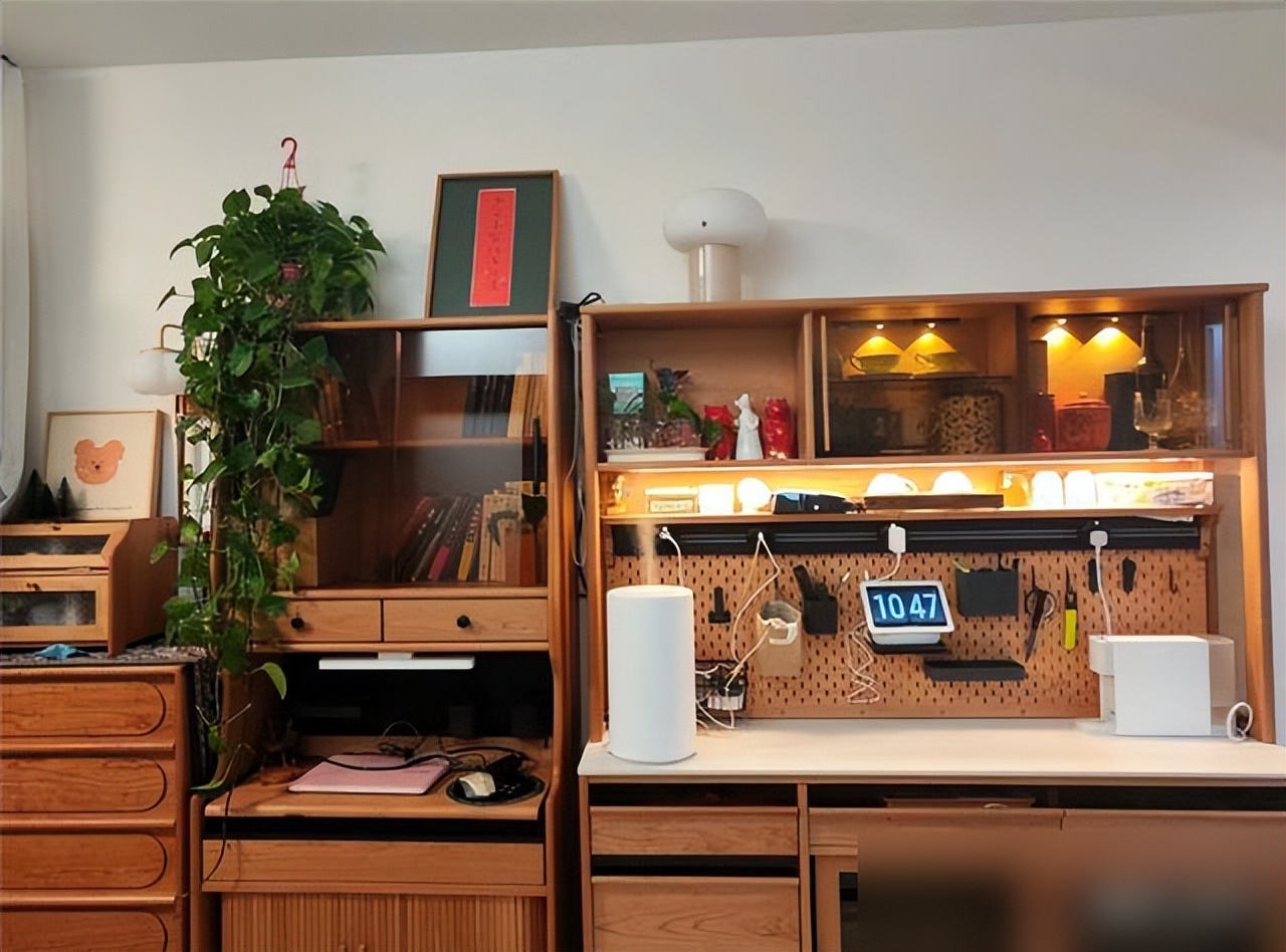 Căn hộ chỉ 30m² của gia đình 3 người khiến nhiều người ngỡ ngàng: Không thừa một mét vuông nào, sống gọn mà vẫn đủ đầy - Ảnh 4.