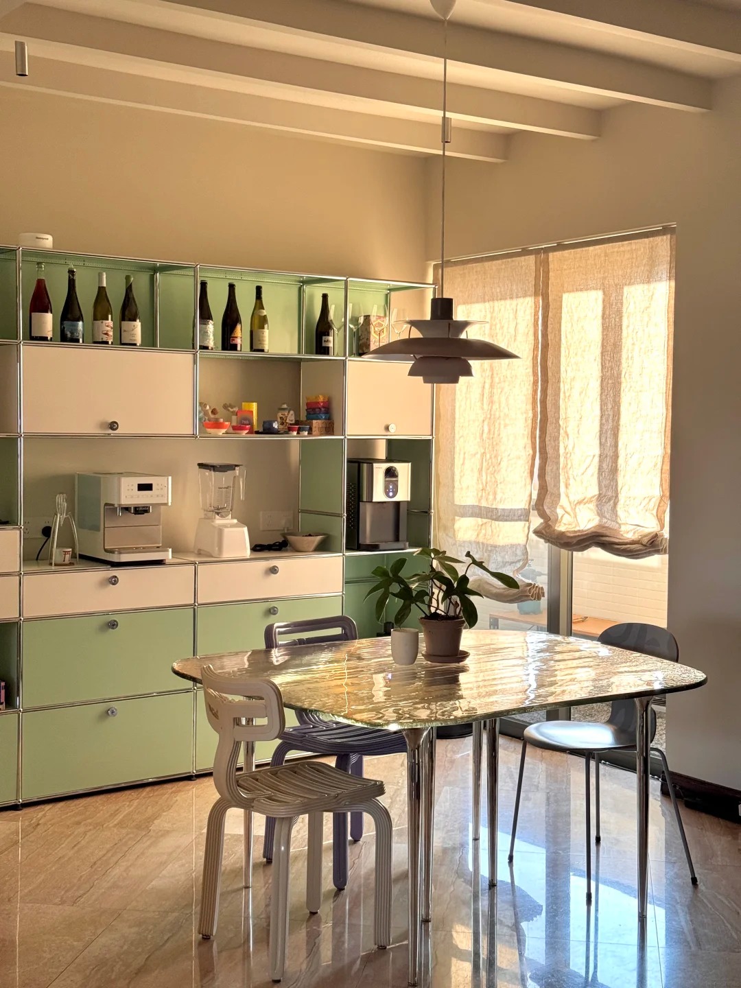 Chàng trai chi 2,2 tỷ decor căn hộ 250m2 để "ở nhà còn sướng hơn ra ngoài chơi"- Ảnh 10.