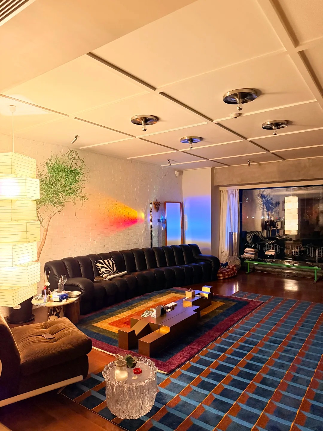 Chàng trai chi 2,2 tỷ decor căn hộ 250m2 để "ở nhà còn sướng hơn ra ngoài chơi"- Ảnh 3.