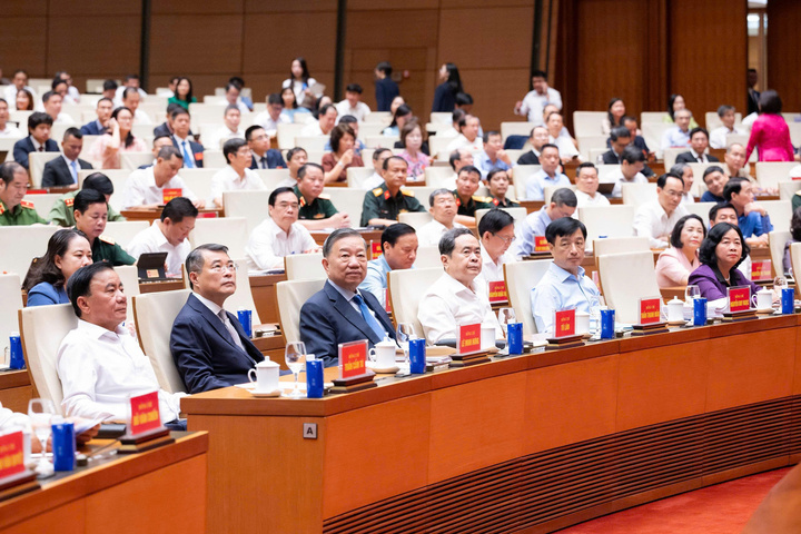 Phó Thủ tướng Thường trực: Chuyển từ thu hút nhiều FDI sang ưu tiên dự án công nghệ tiên tiến- Ảnh 1.