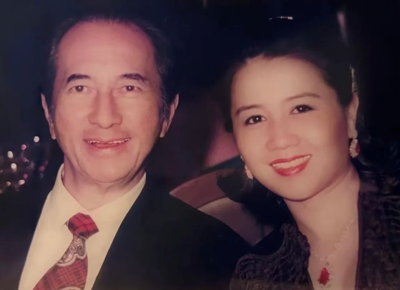 Sau đám cưới Hề Mộng Dao, dân tình truy tìm viên hồng ngọc "Vương giả chi sắc" - "Tứ thái truyền thừa" của gia tộc trùm sòng bạc Macau- Ảnh 3.