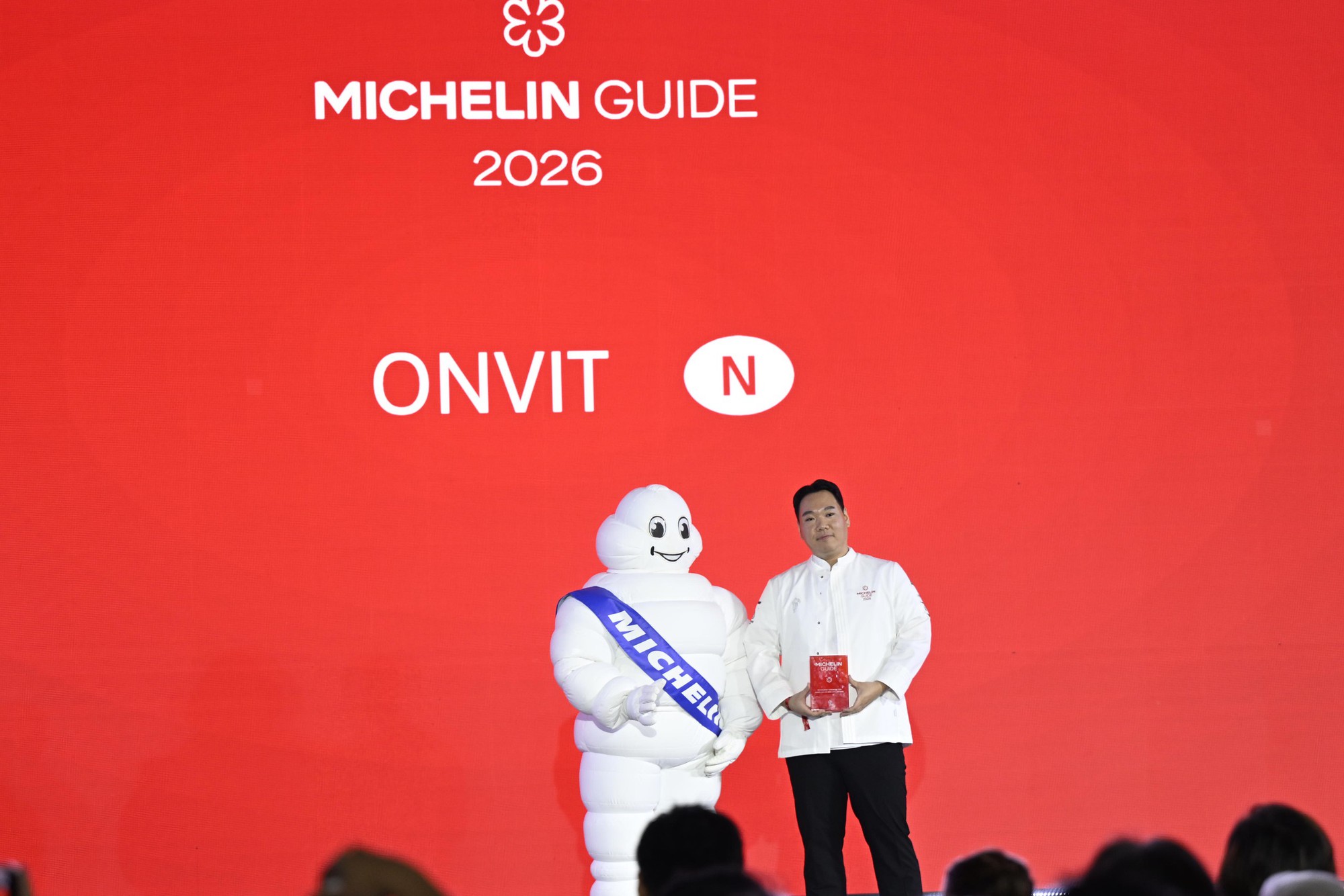 Michelin 2026 bùng nổ tranh cãi: Không hề có bánh mì trong danh sách Bib Gourmand, Bánh cuốn Bà Hoành lọt top gây khó hiểu - Ảnh 12.