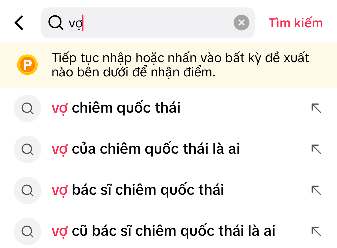 “Vợ bác sĩ Chiêm Quốc Thái là ai?” - câu hỏi lên hot search ngay lúc này- Ảnh 1.
