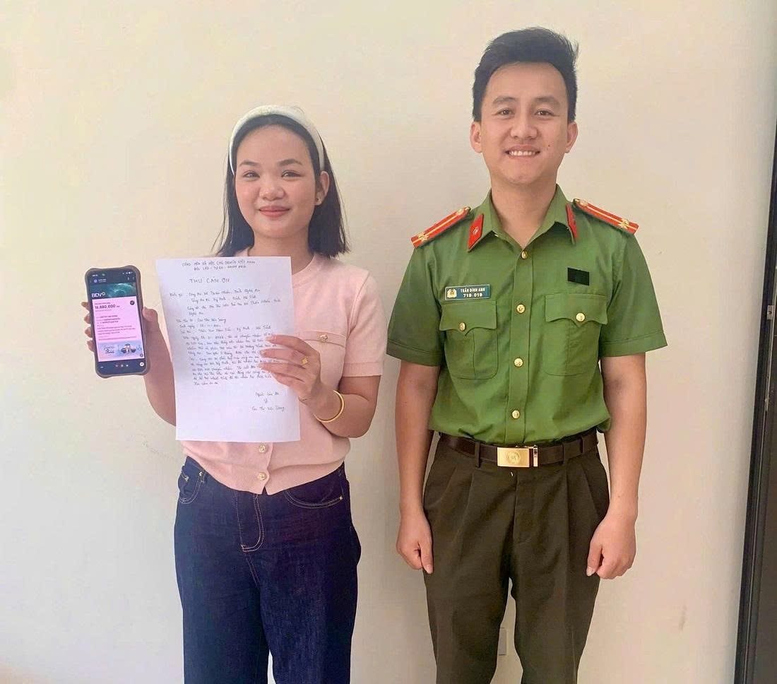 Sau gần 8 tháng tài khoản ngân hàng phát sinh giao dịch 16 triệu đồng, người phụ nữ ở Nghệ An phải đến công an trình báo- Ảnh 1.