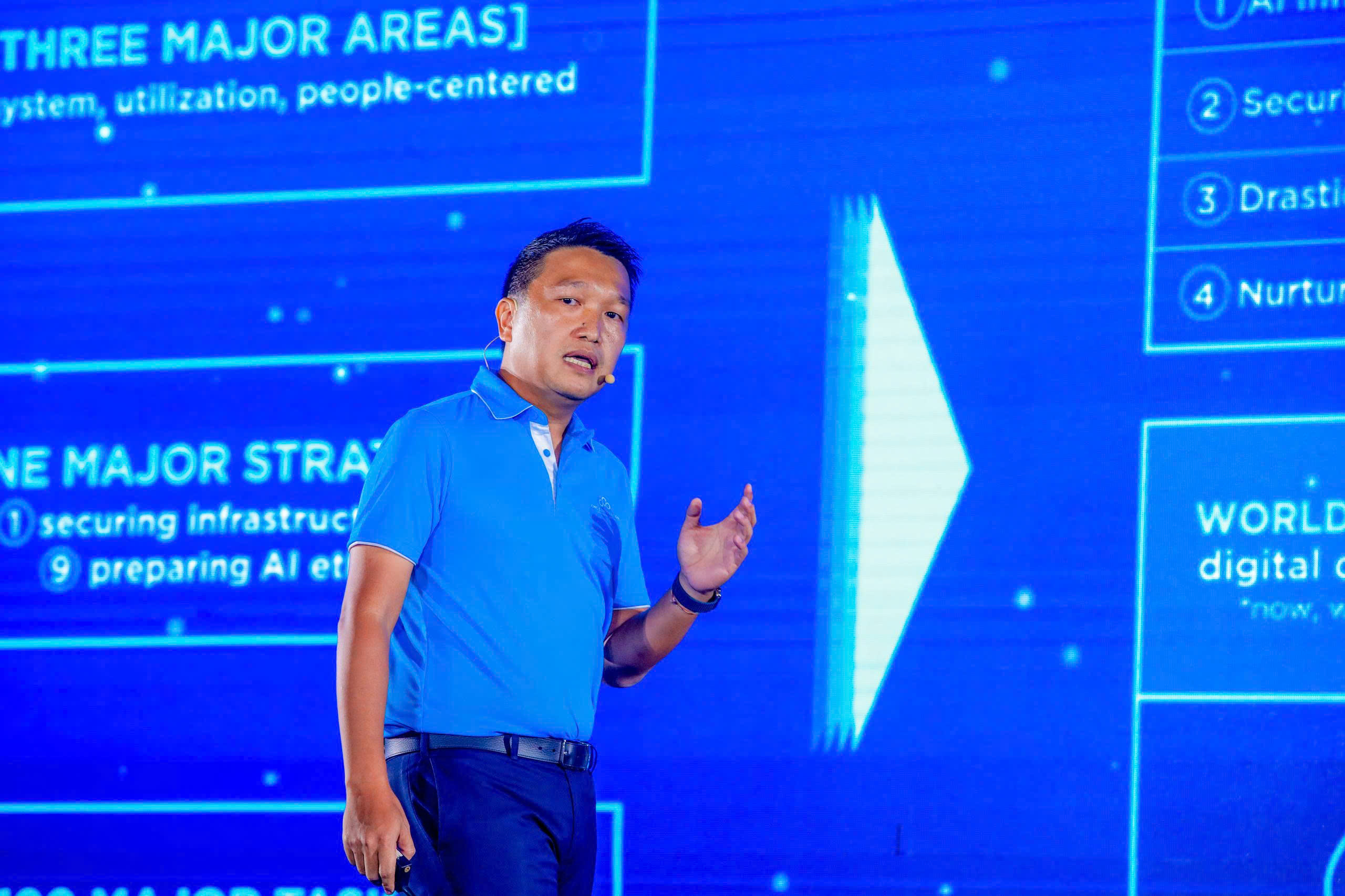 CMC bổ nhiệm CEO mới, tăng tốc chiến lược chuyển đổi AI toàn cầu - Ảnh 2.
