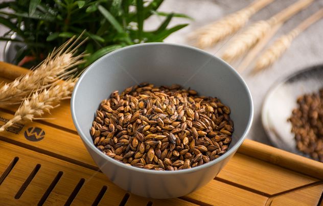 Loại trà được mệnh danh là "khắc tinh mỡ thừa" của phụ nữ Nhật Bản, dùng thay cho nước lọc - Ảnh 1.