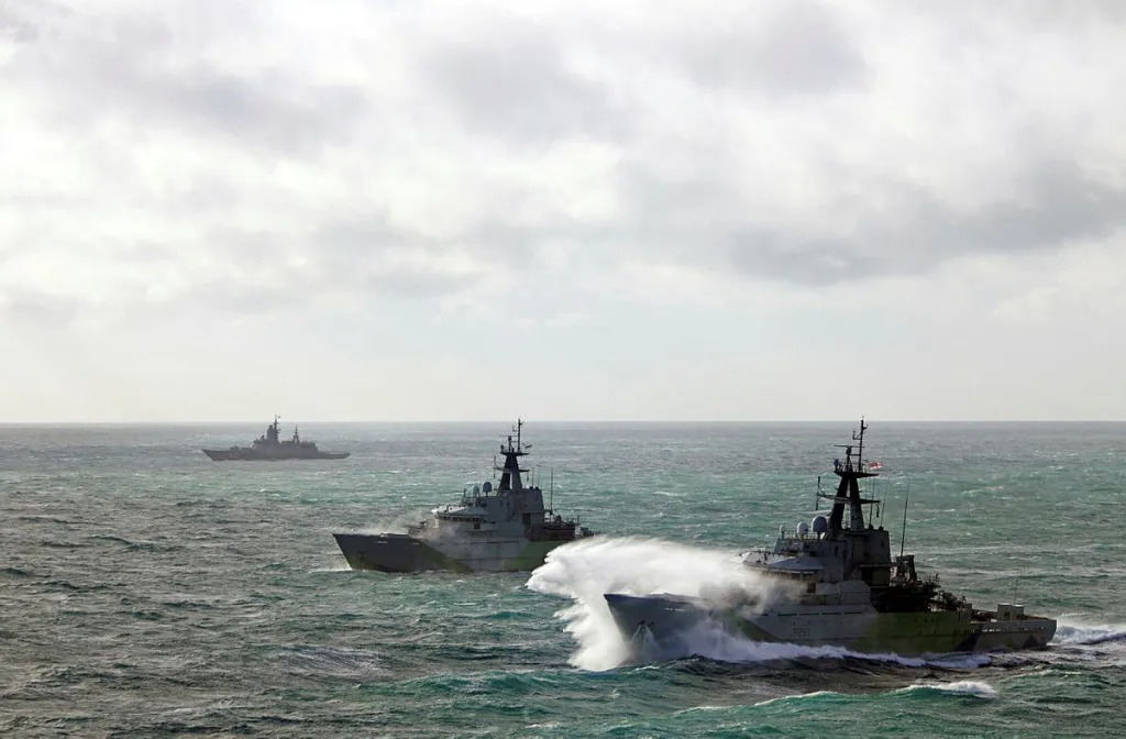 Boikiy bốc cháy, hạm đội Baltic bị tấn công ngay trước khi ông Putin xuất hiện: Ukraine gửi thông điệp gì?- Ảnh 2.