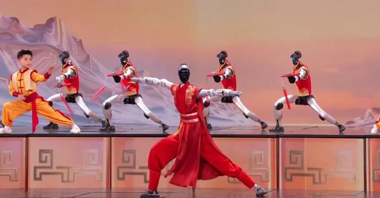 Robot hình người nhảy nhạc Lady Gaga trên sân khấu America’s Got Talent gây bão tại Mỹ- Ảnh 2.
