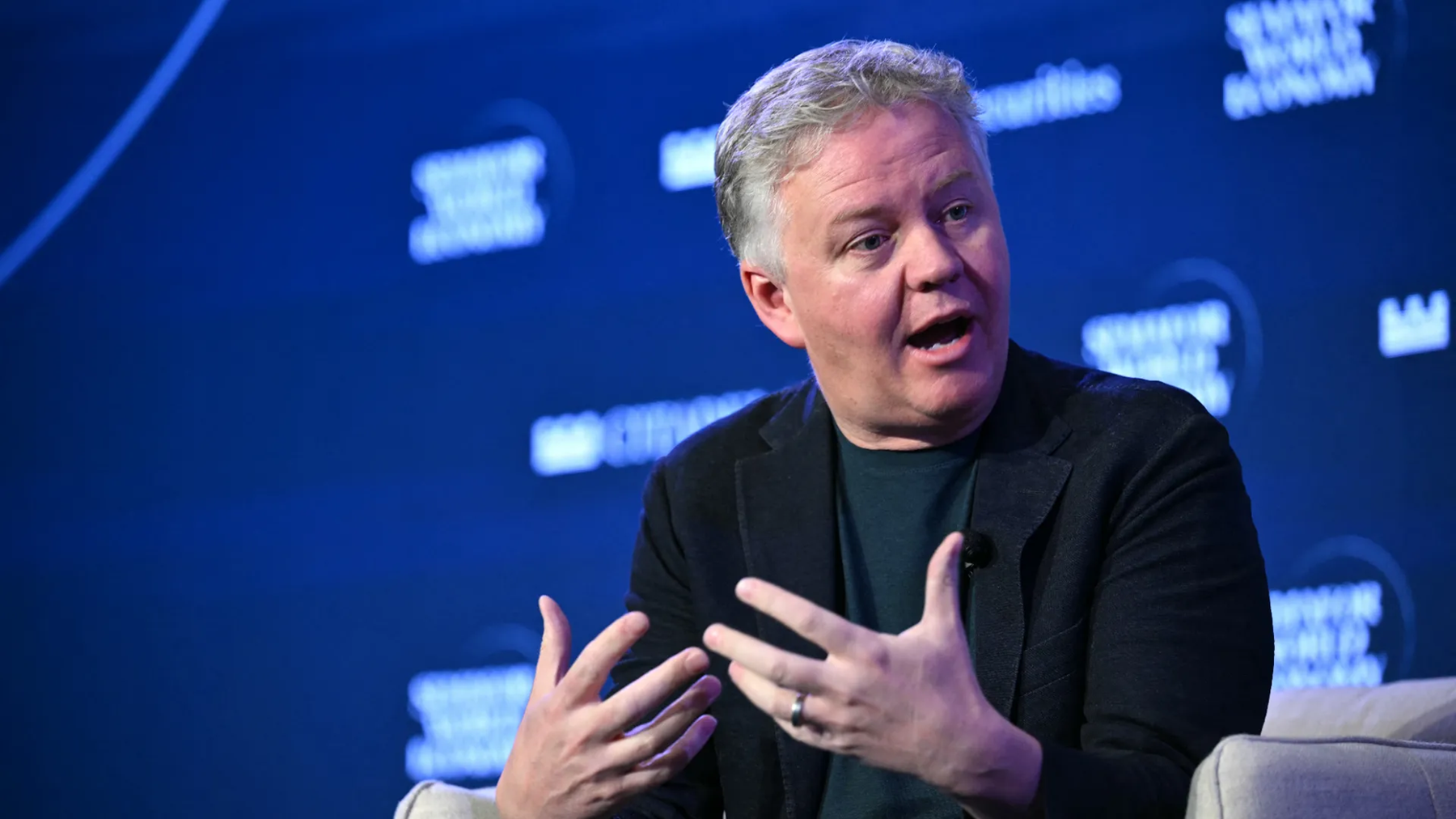 CEO Cloudflare thừa nhận điều chưa từng có trong lịch sử Internet: Bot AI đã vượt mặt con người sớm hơn dự đoán- Ảnh 1.