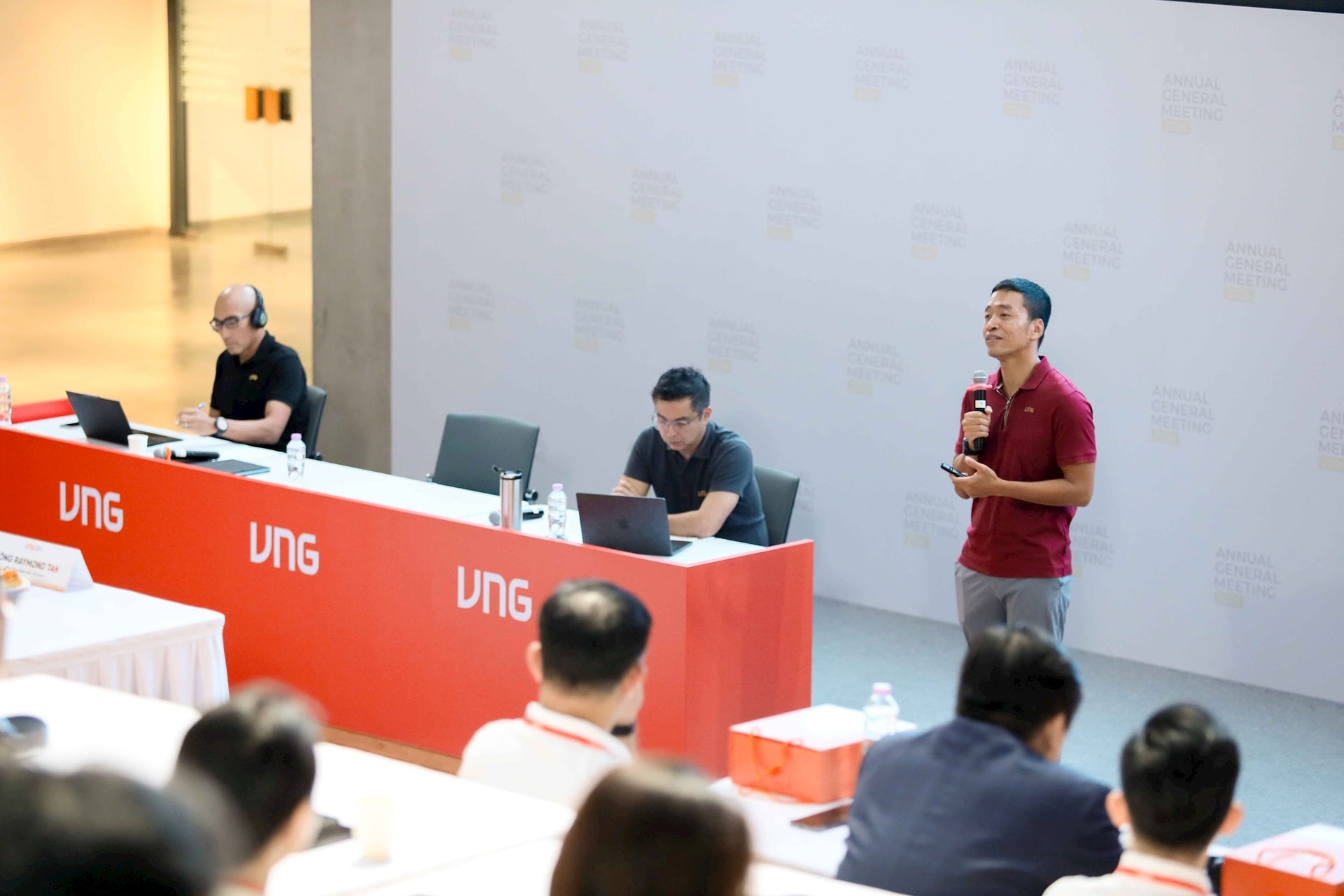 Chủ tịch VNG Lê Hồng Minh giải đáp thắc mắc về giá cổ phiếu, hé lộ lộ trình chuyển sàn- Ảnh 1.